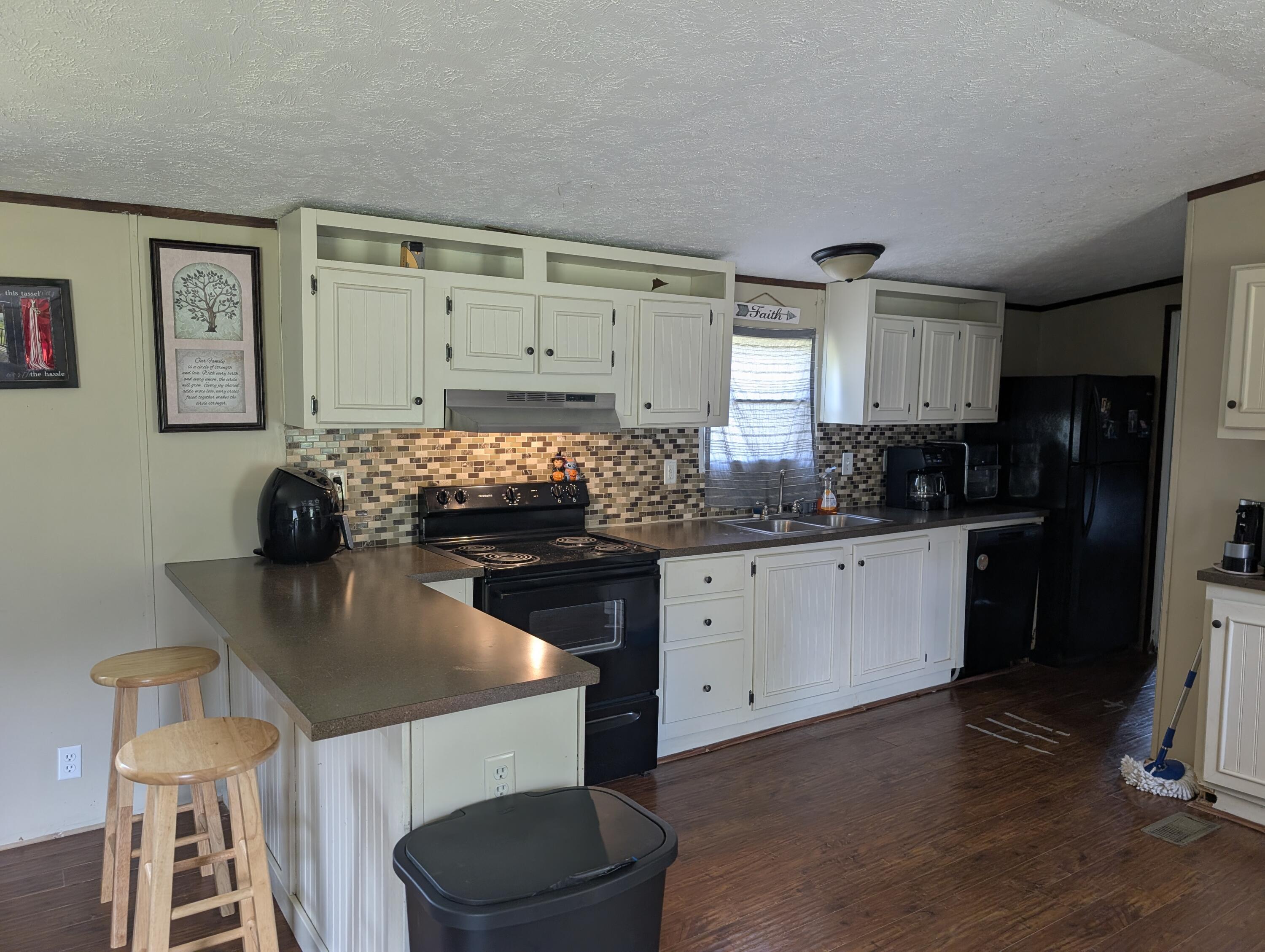 843 Campbell Road