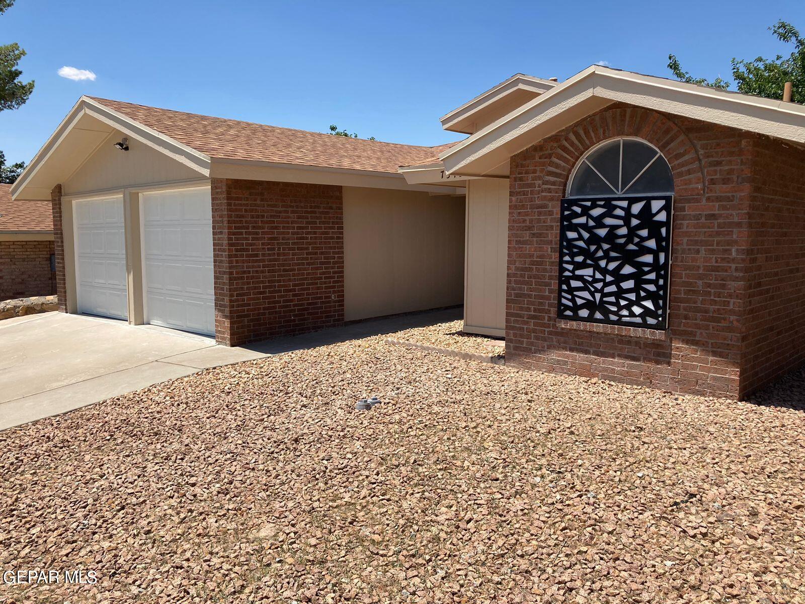 7345 ROYAL ARMS Drive