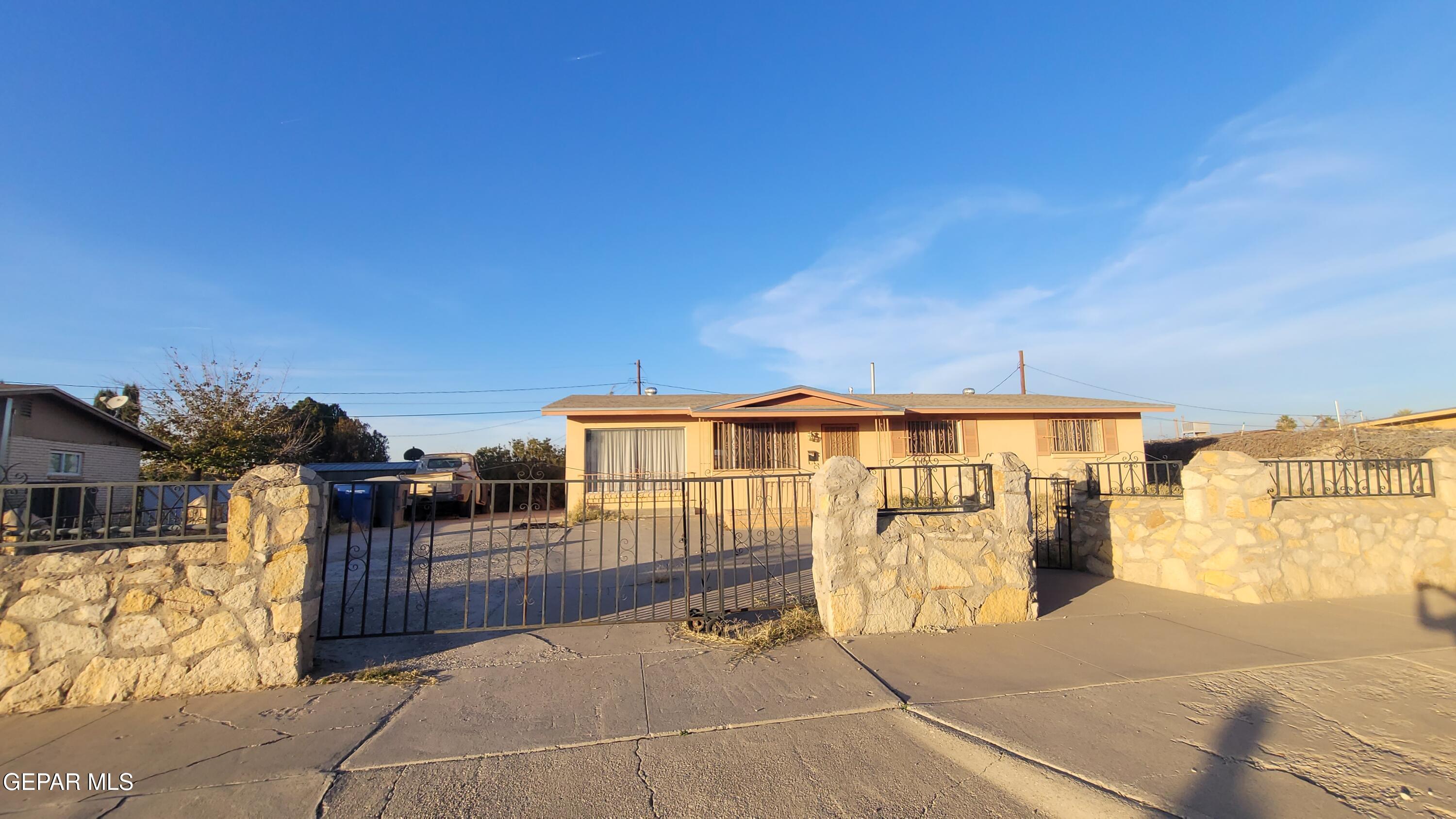 203 BERNADINE Avenue