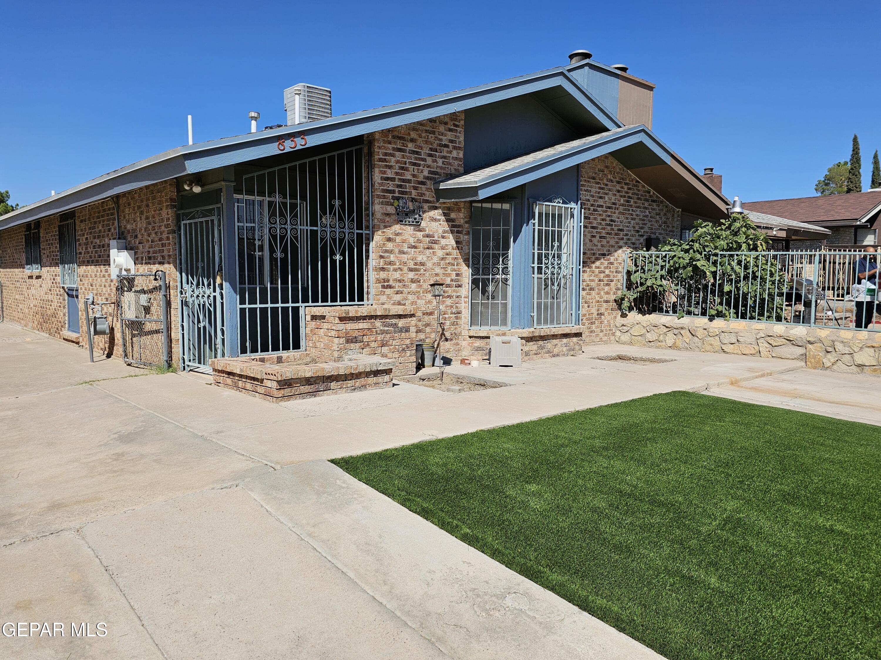 833 DESTELLO Road