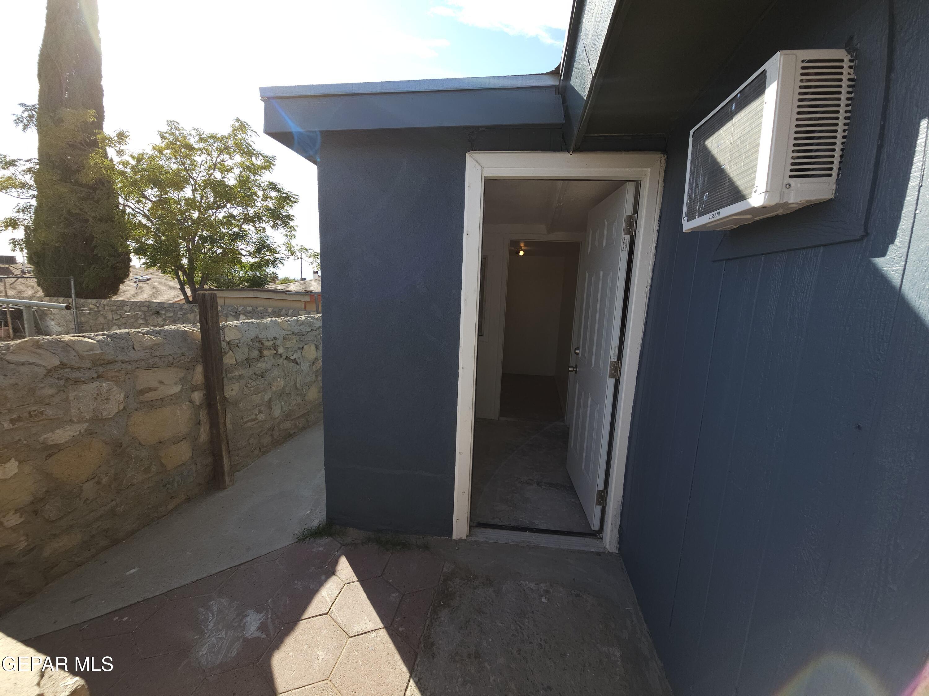 833 DESTELLO Road