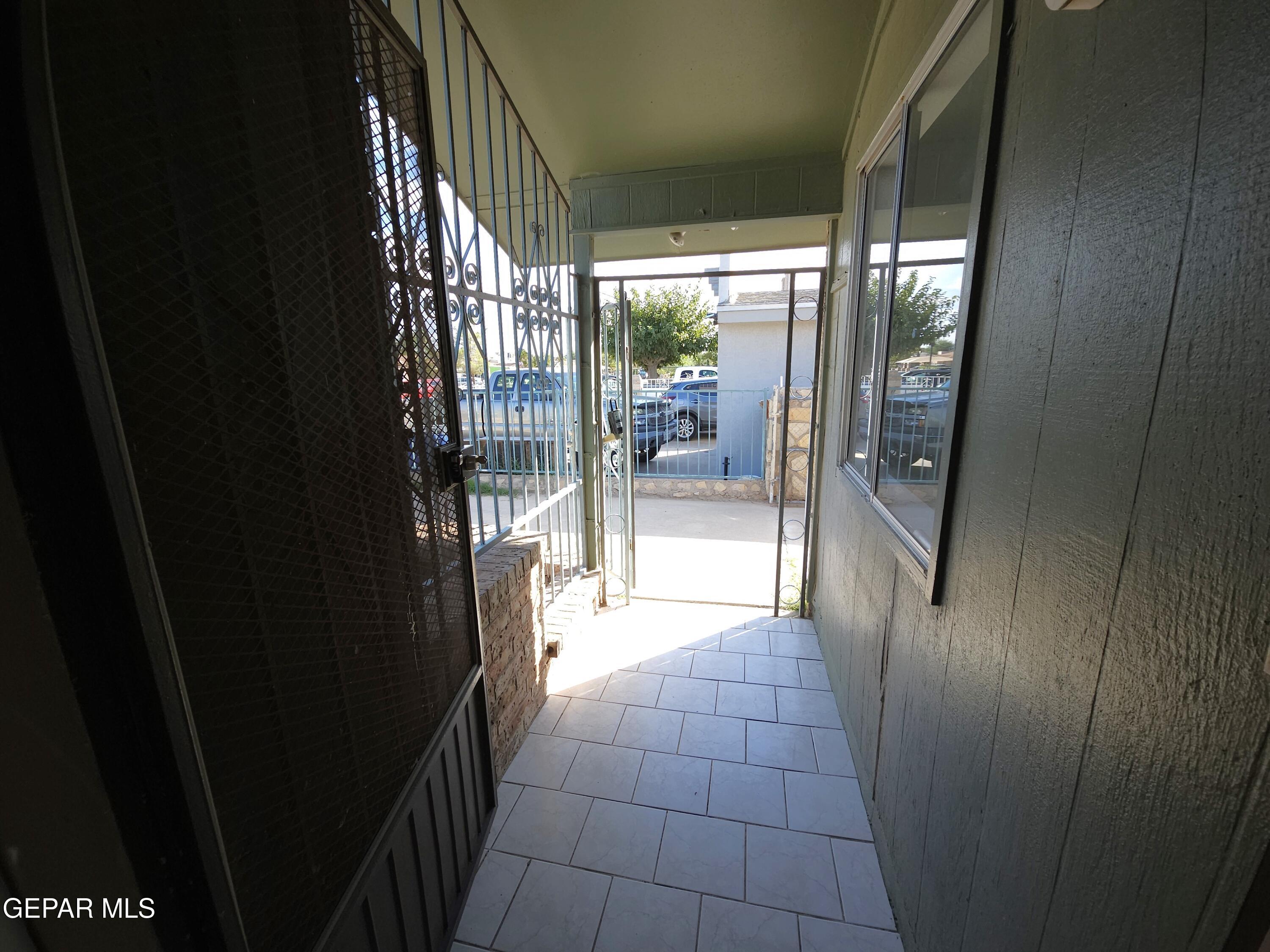833 DESTELLO Road