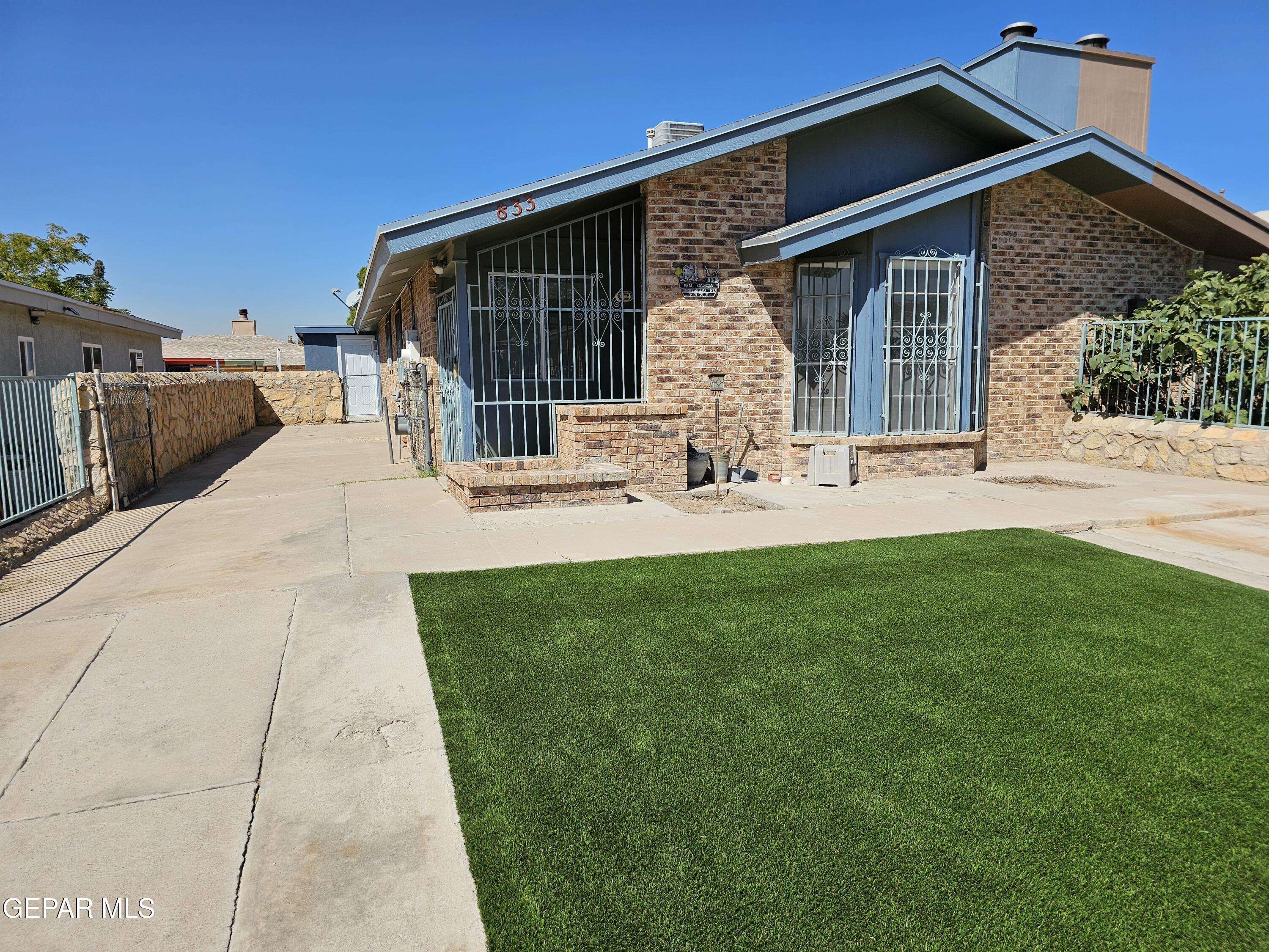 833 DESTELLO Road