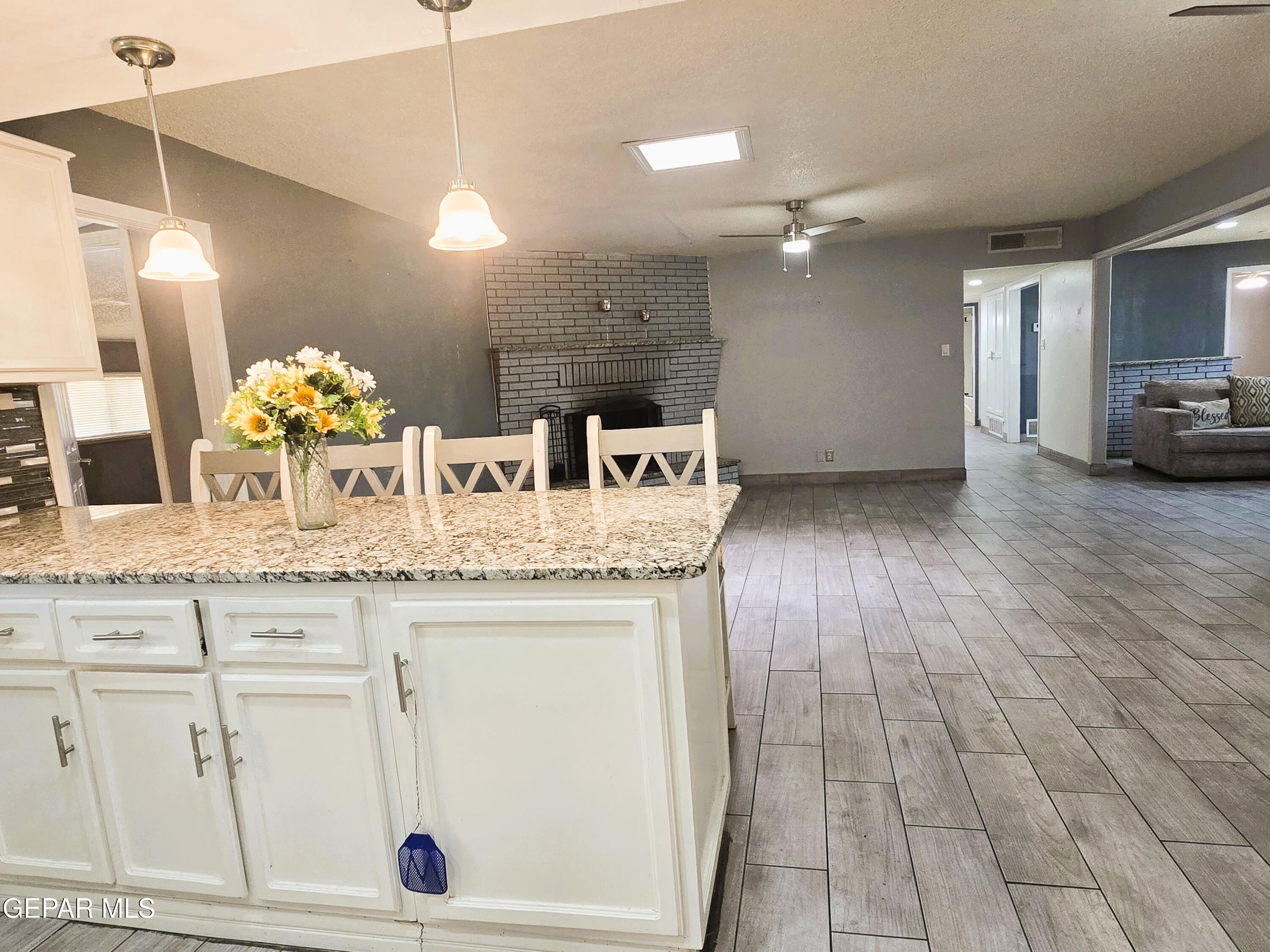 1400 SAN ANDRES Drive