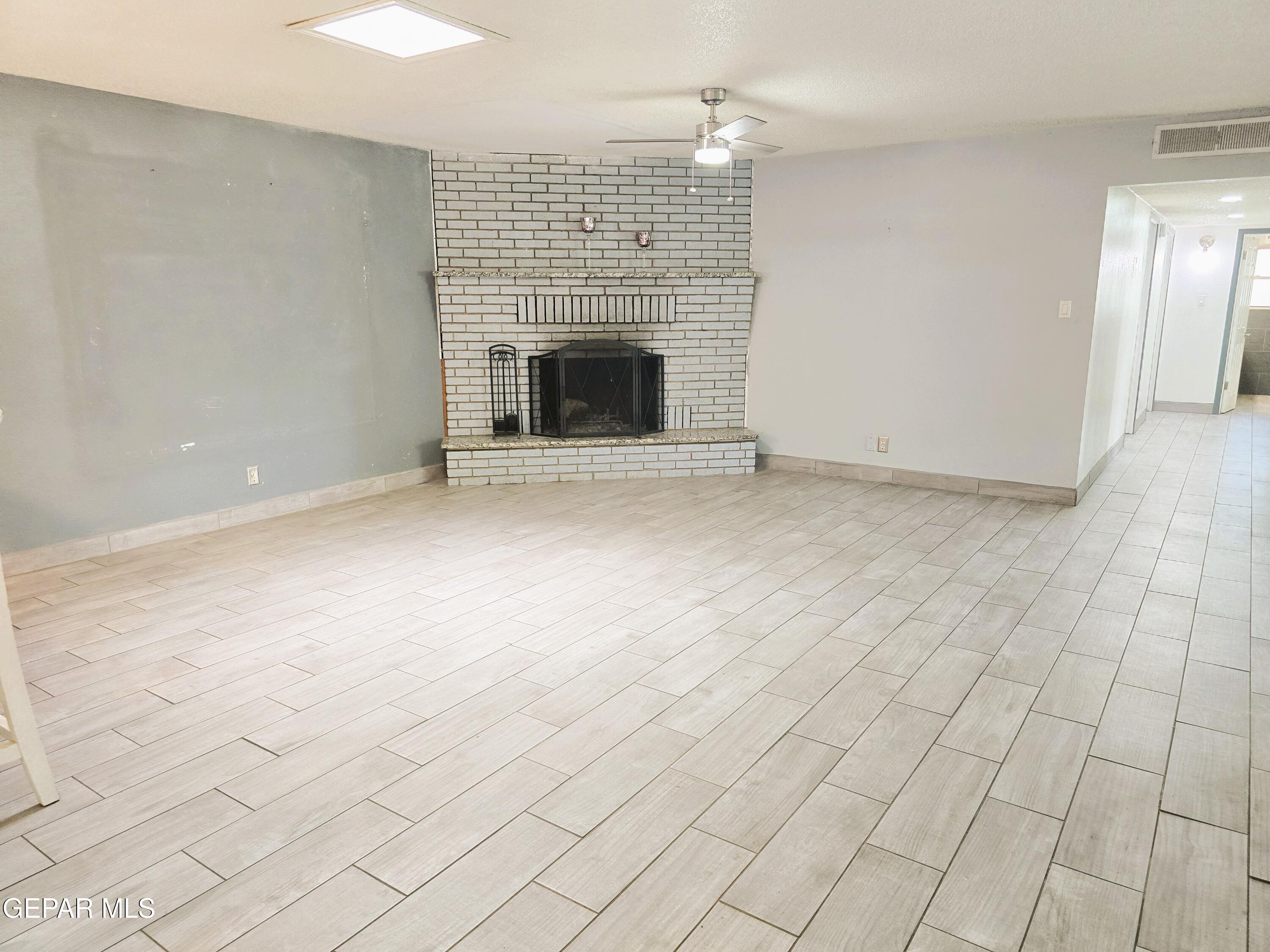 1400 SAN ANDRES Drive