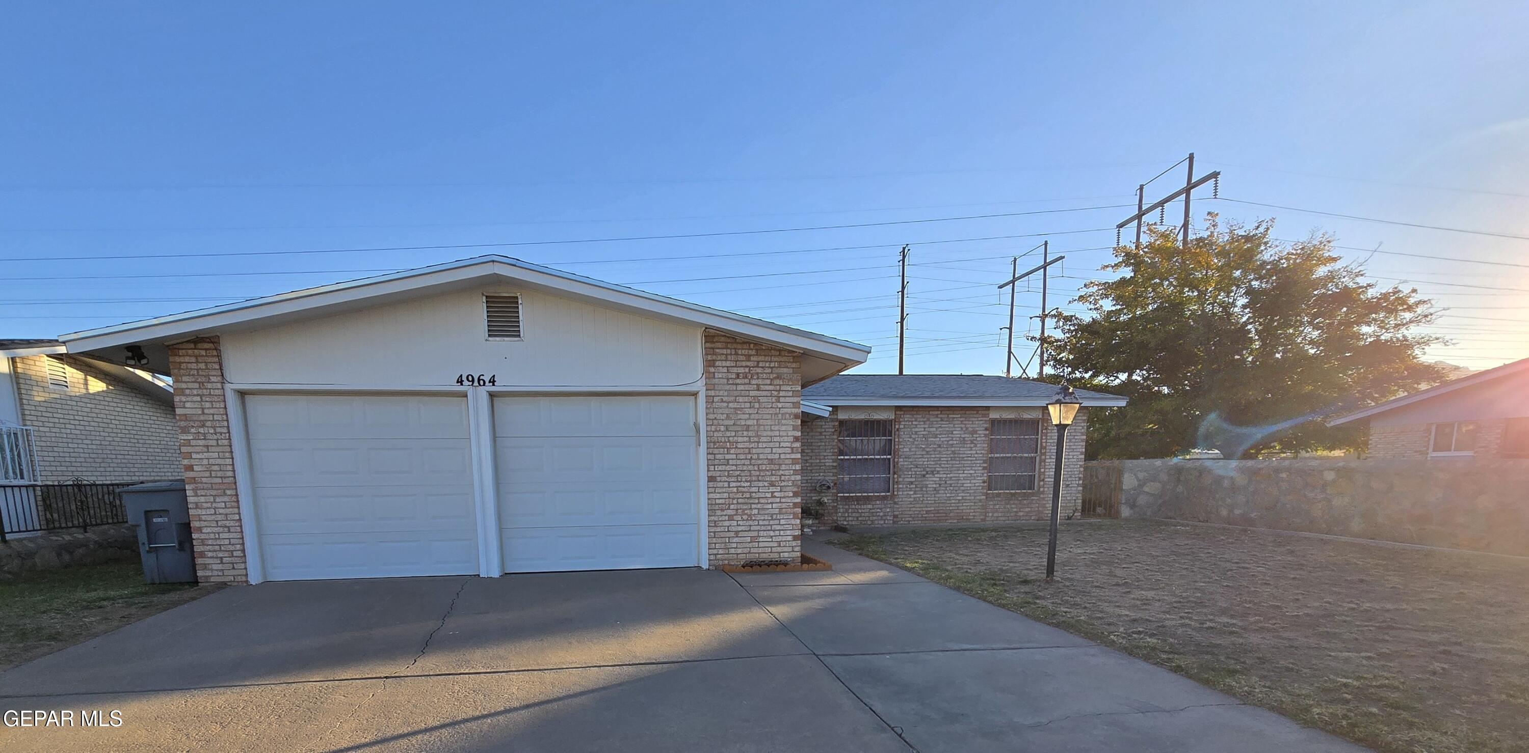 4964 SAGITTARIUS Avenue