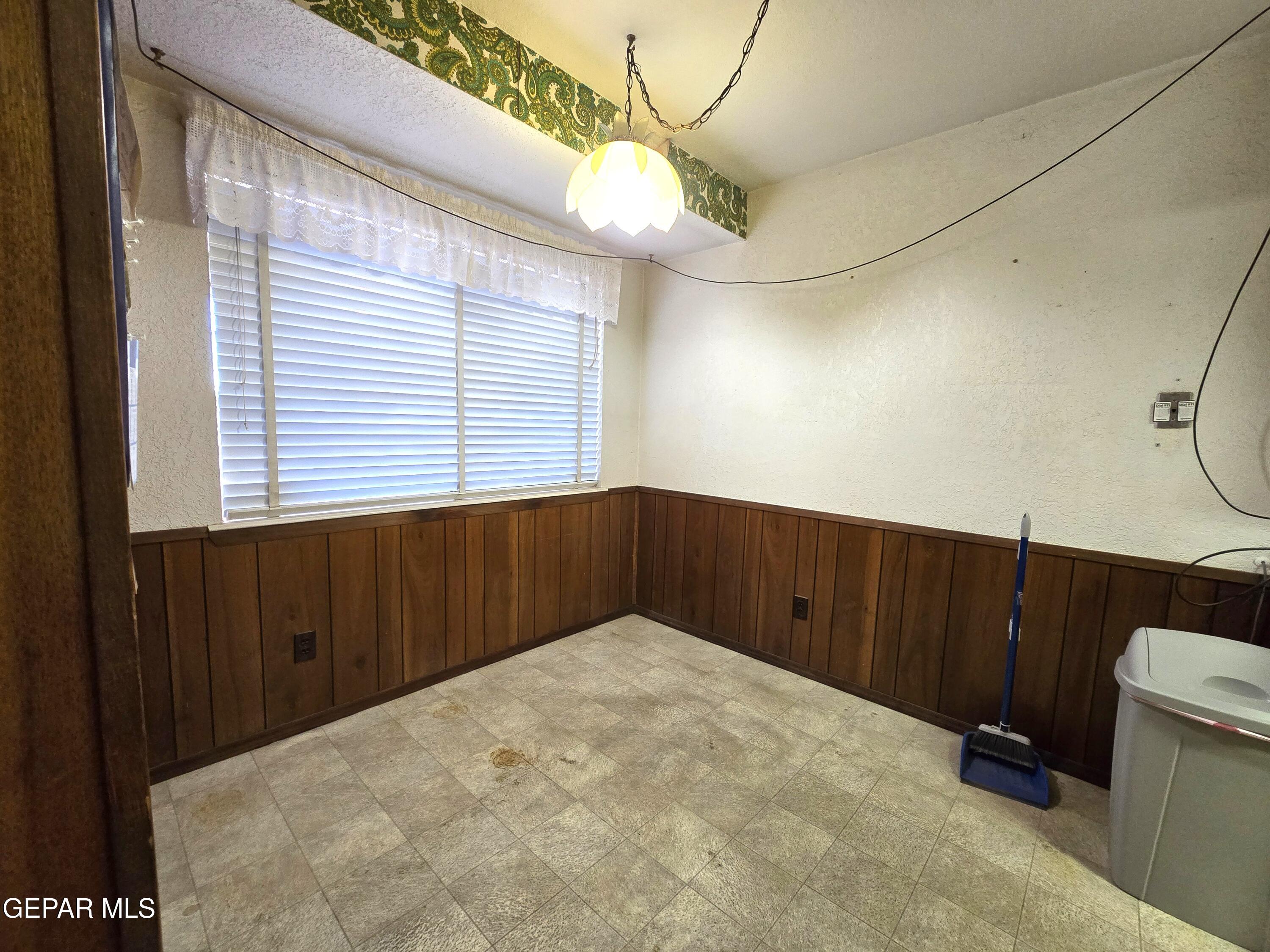 4964 SAGITTARIUS Avenue