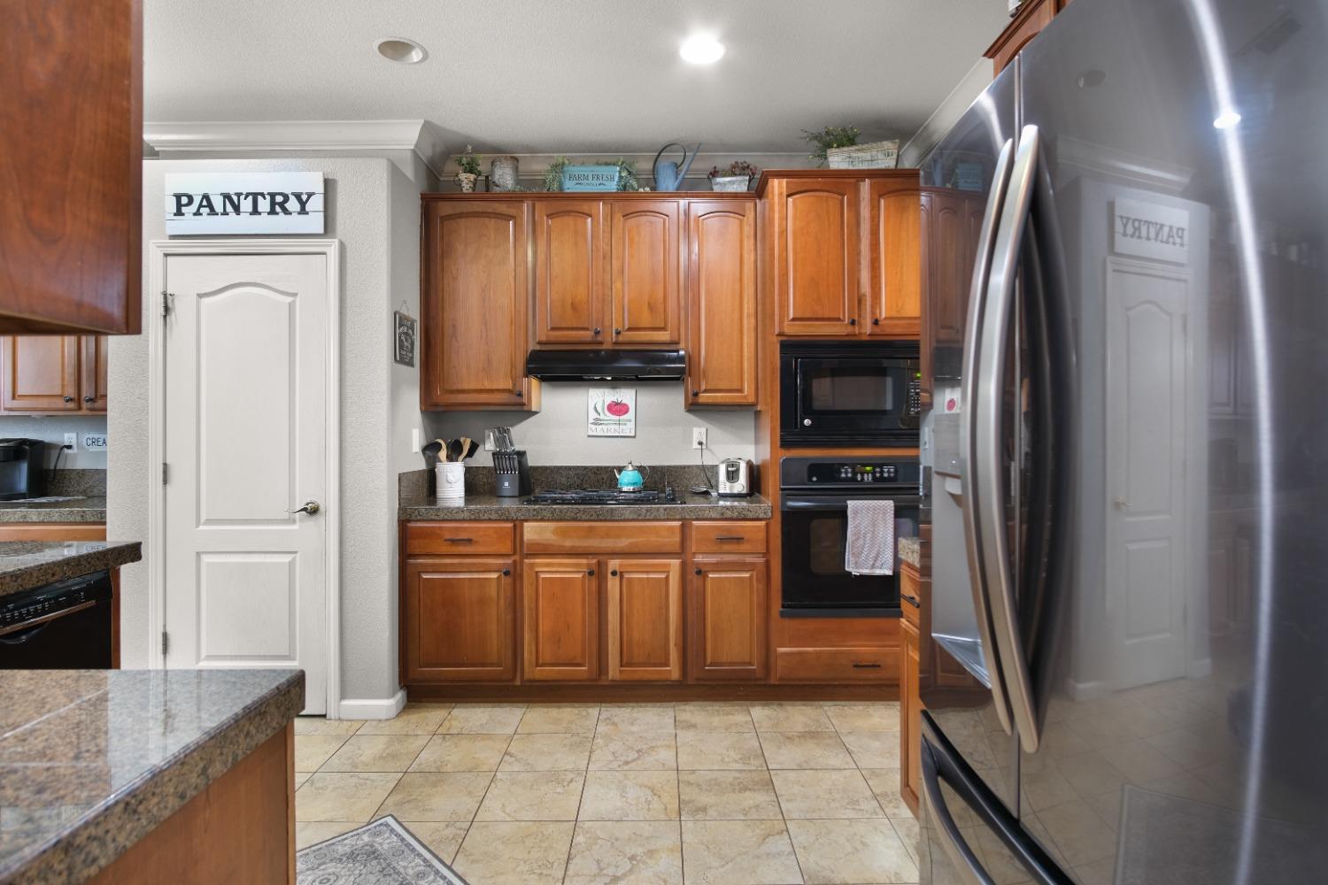 1806 Pack saddle Street