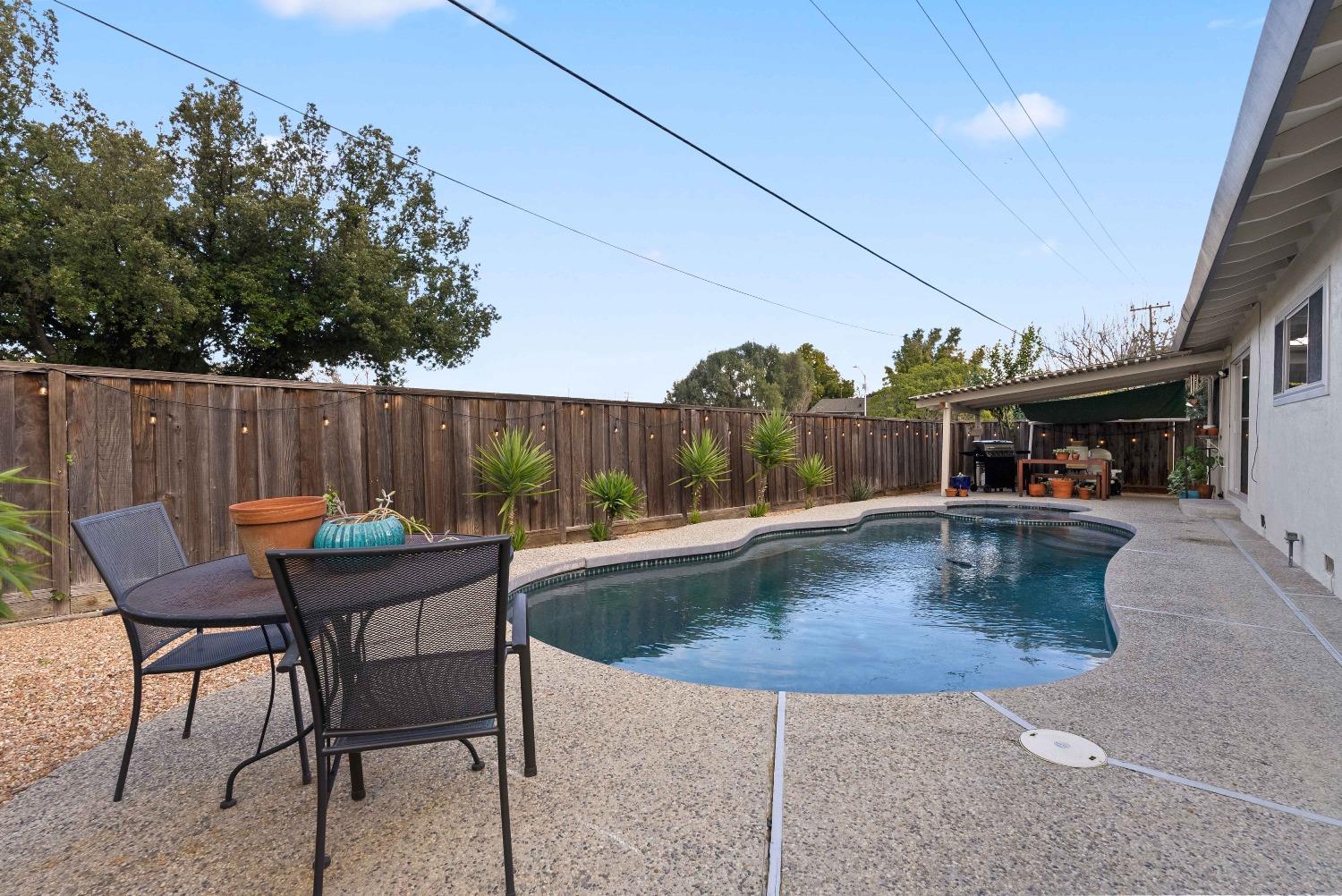 2971 Mauricia Avenue