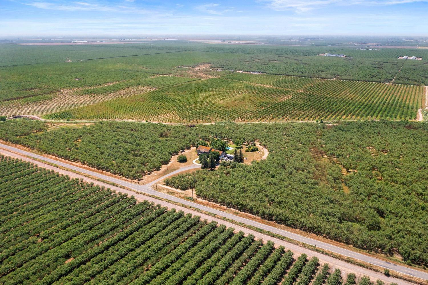 10880 E Monte Vista Avenue