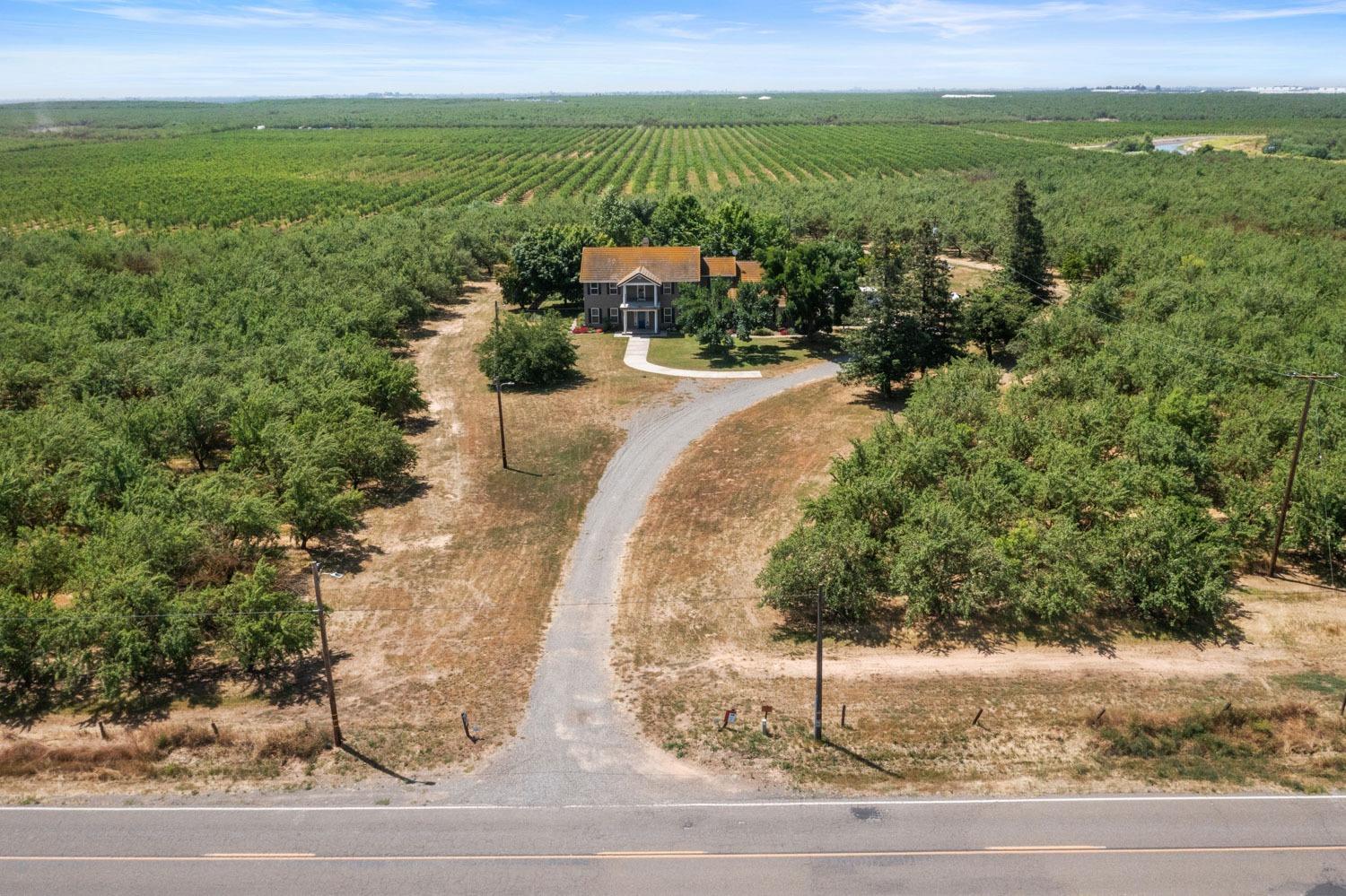 10880 E Monte Vista Avenue