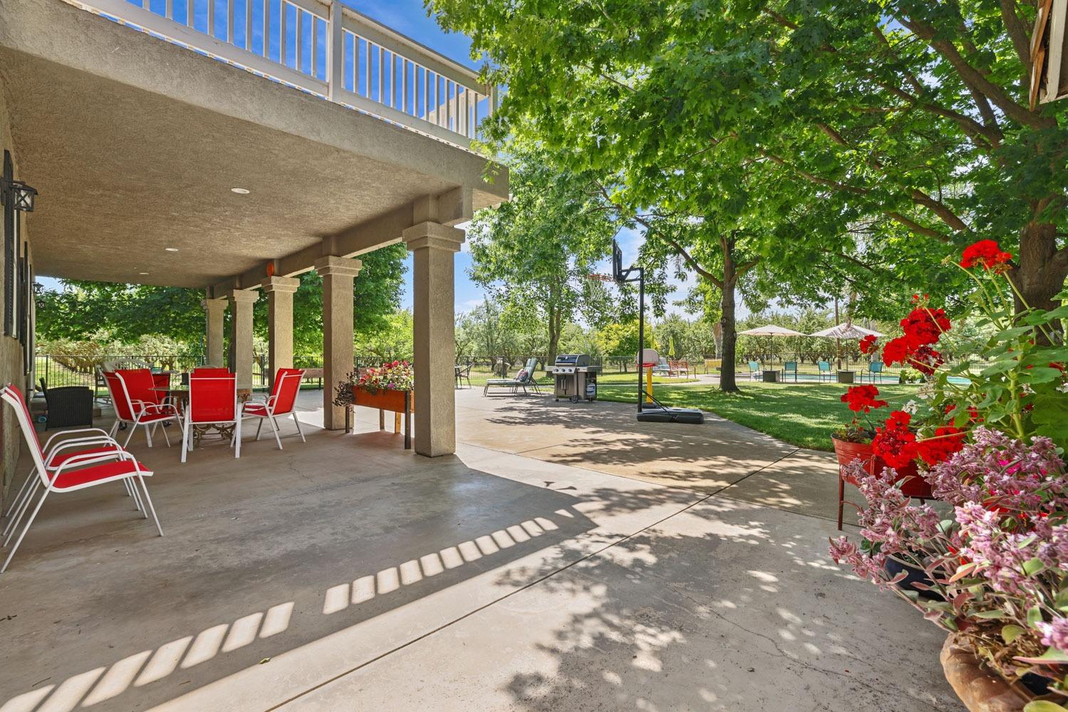 10880 E Monte Vista Avenue