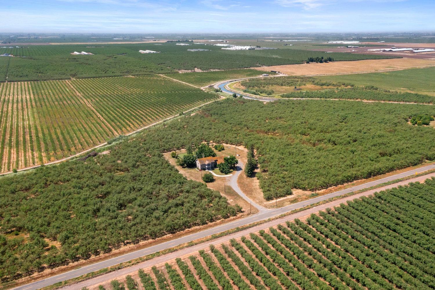 10880 E Monte Vista Avenue