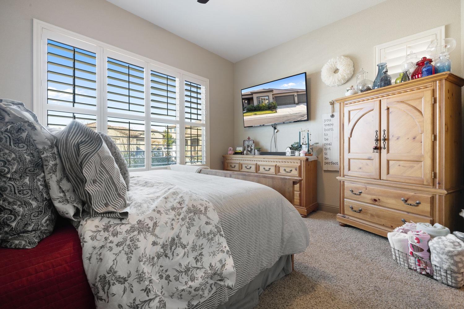 8706 Venetian Terrace