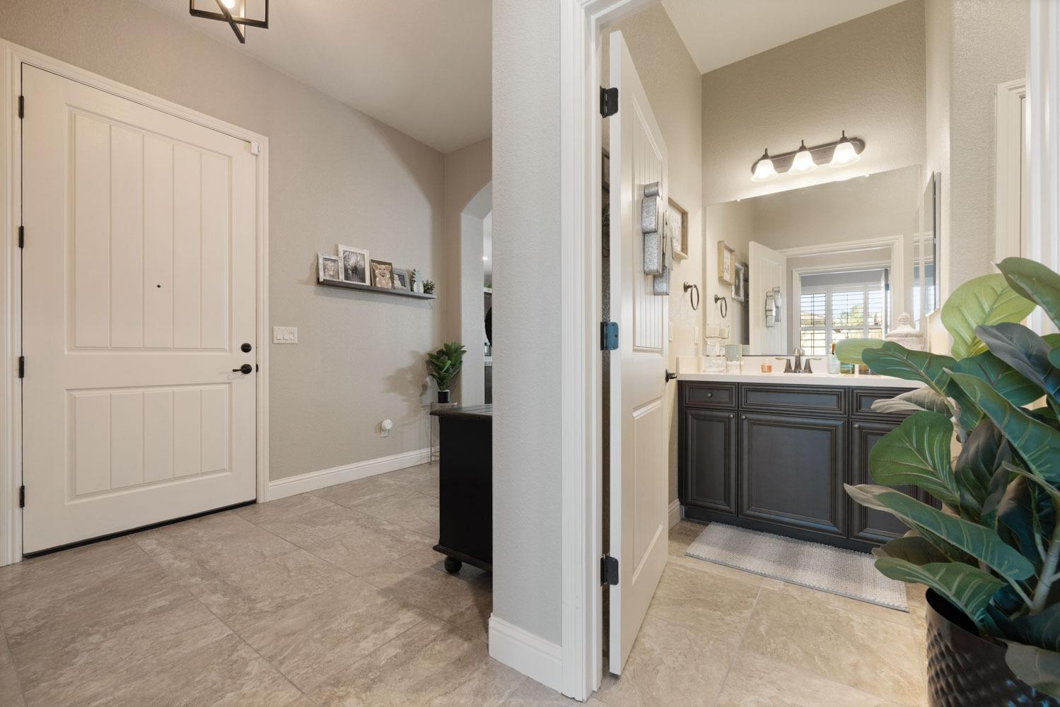 8706 Venetian Terrace