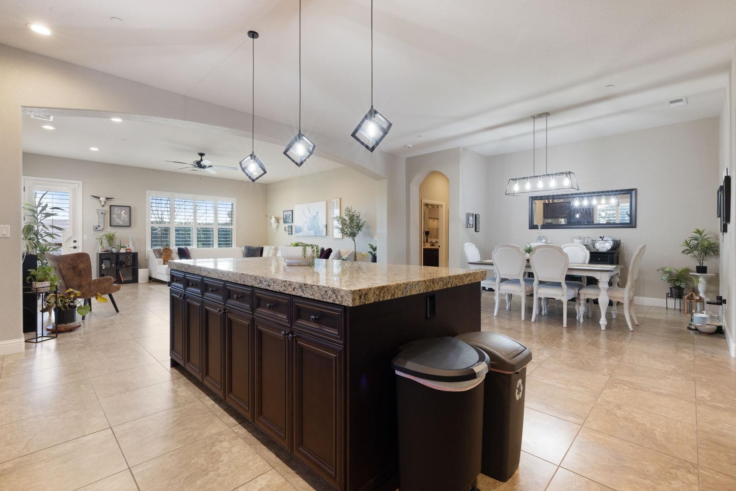 8706 Venetian Terrace