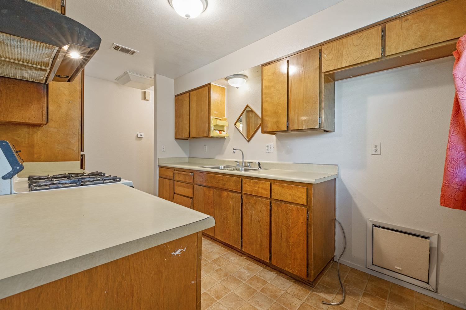 2146 Virginia Avenue