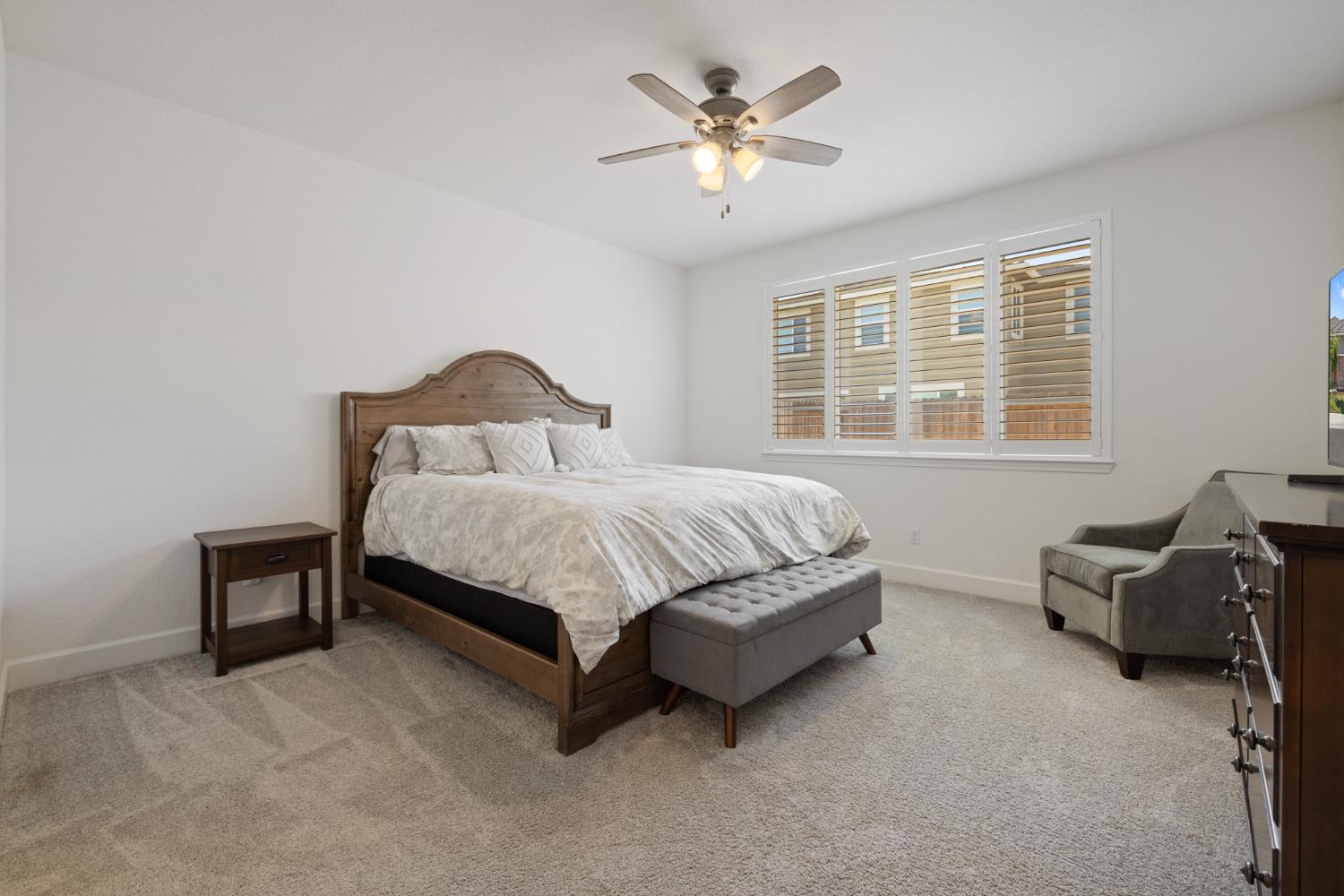 1117 Amelia Way