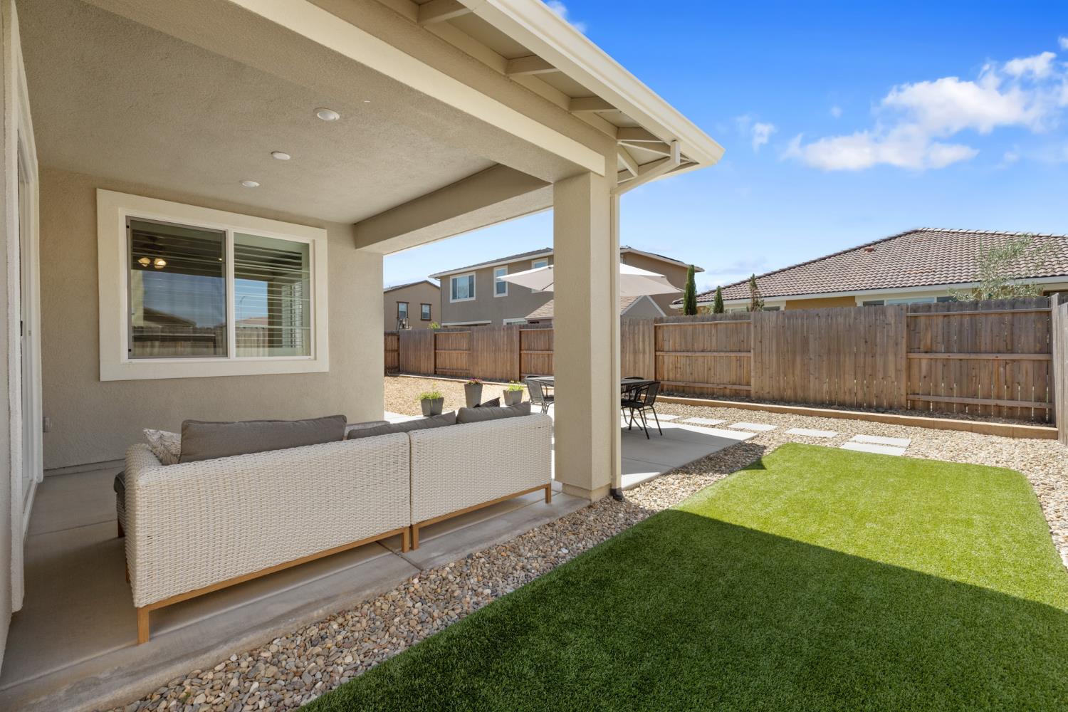1117 Amelia Way