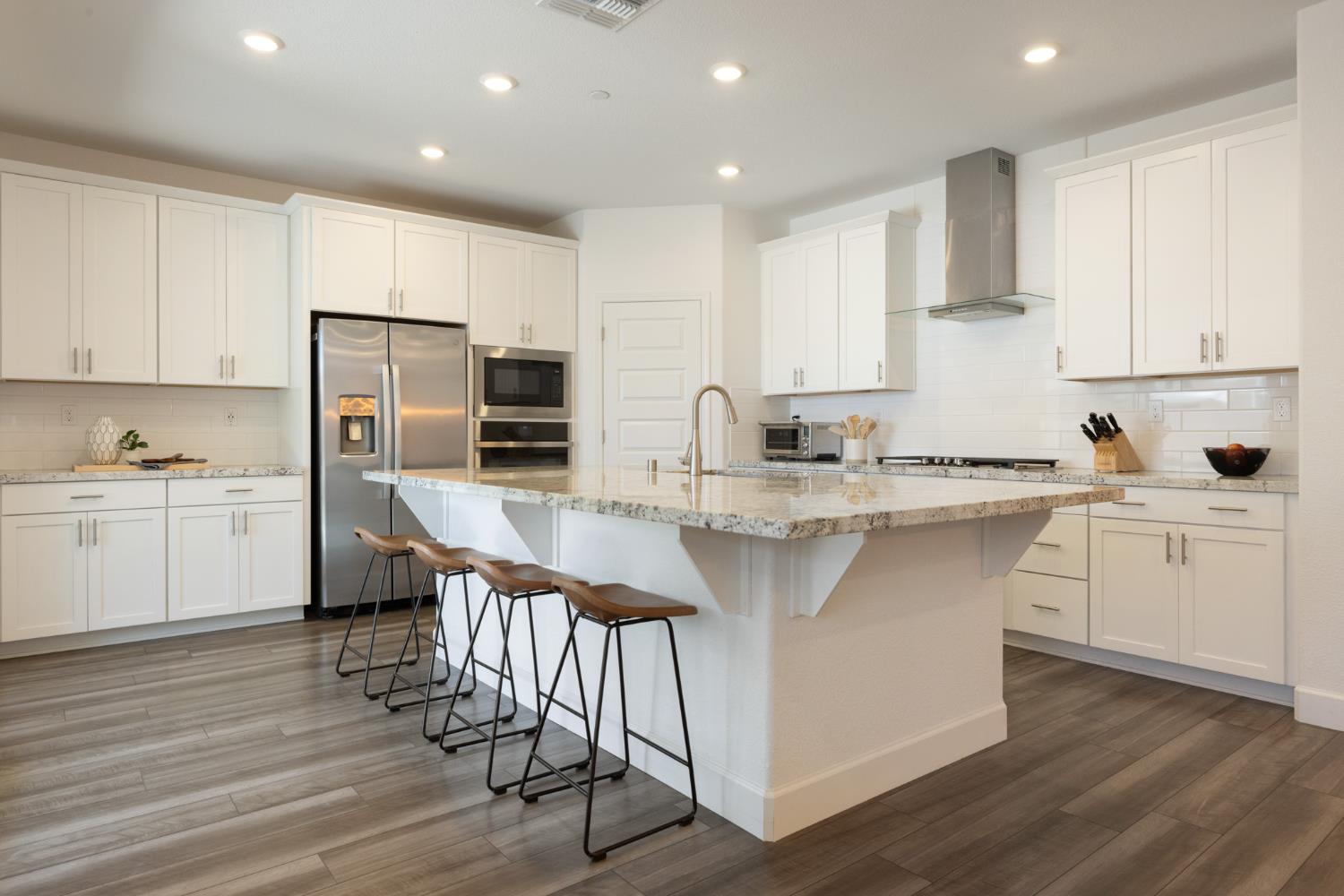 1117 Amelia Way