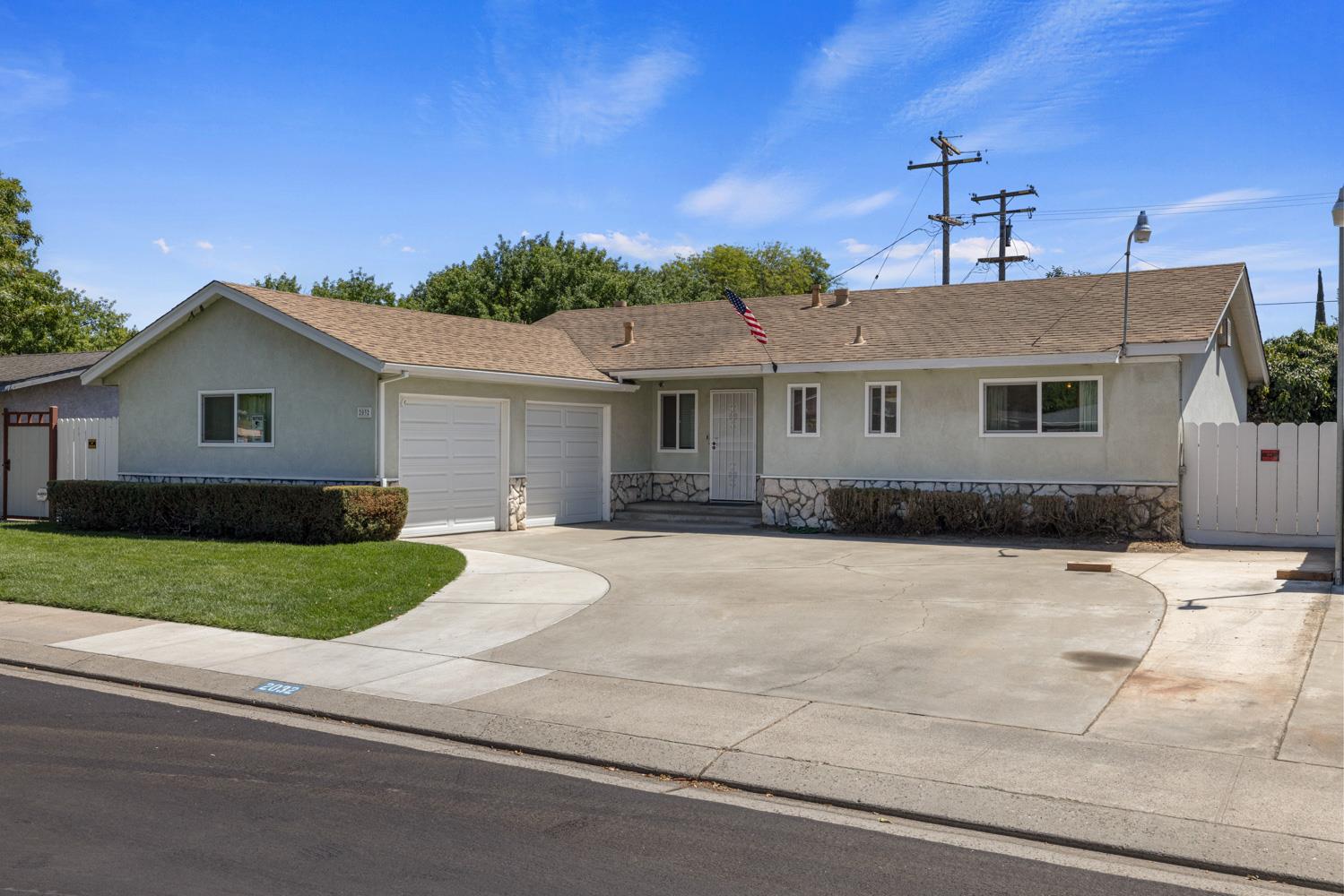 2032 Peach Drive