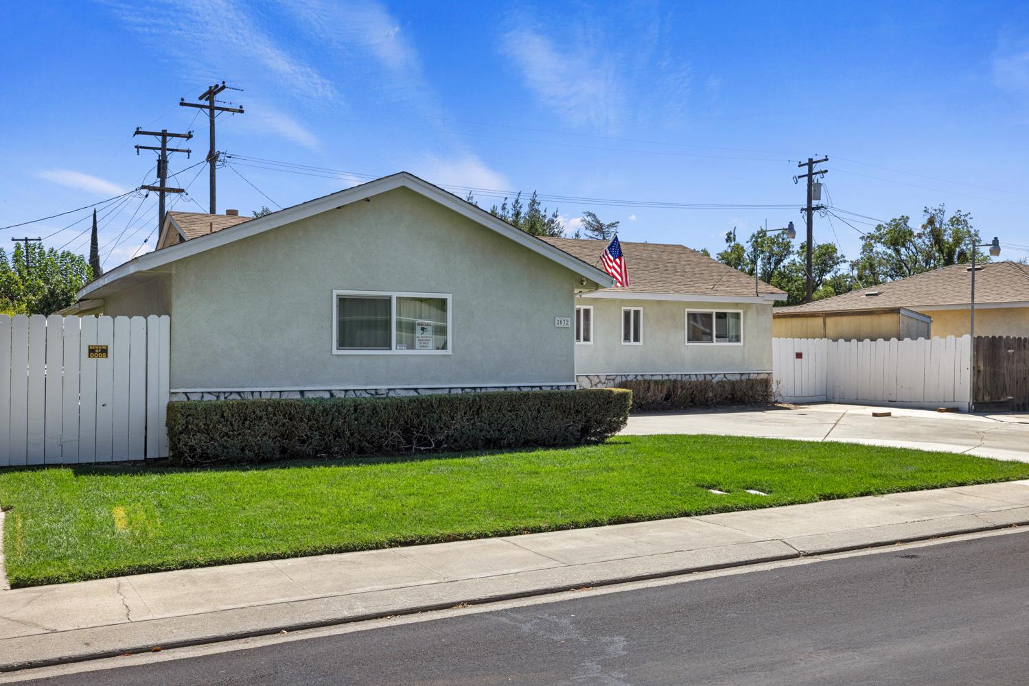 2032 Peach Drive