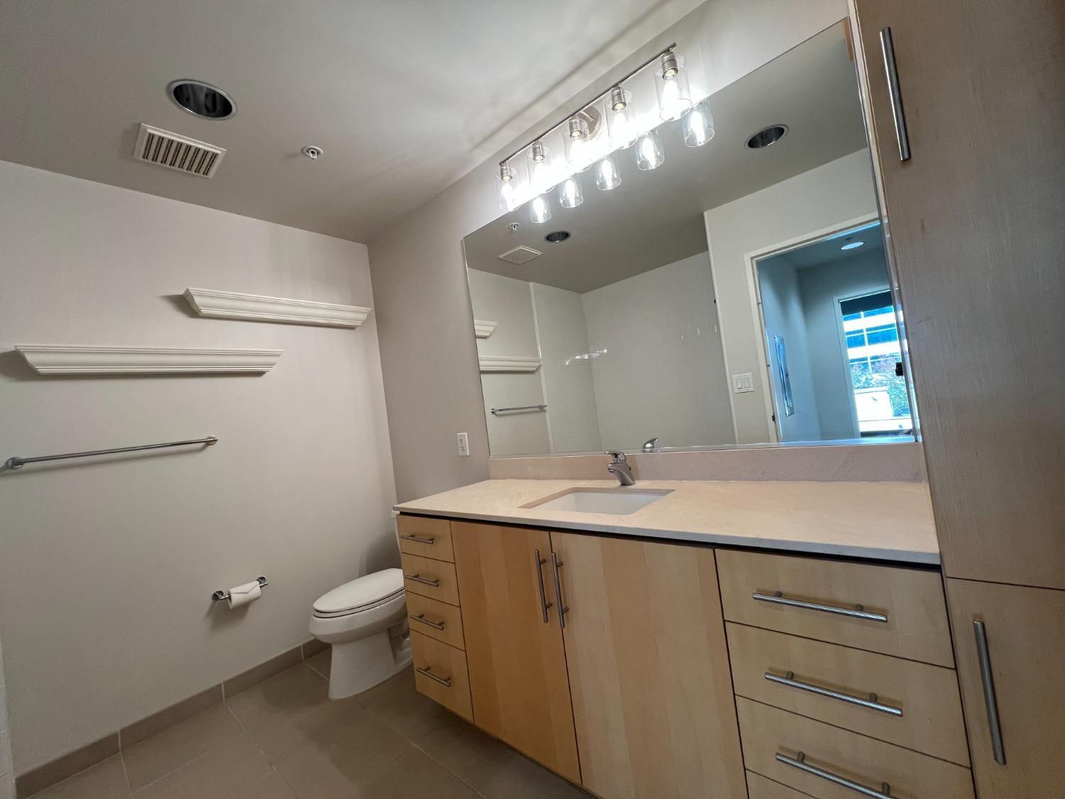 38 N Almaden Boulevard 506