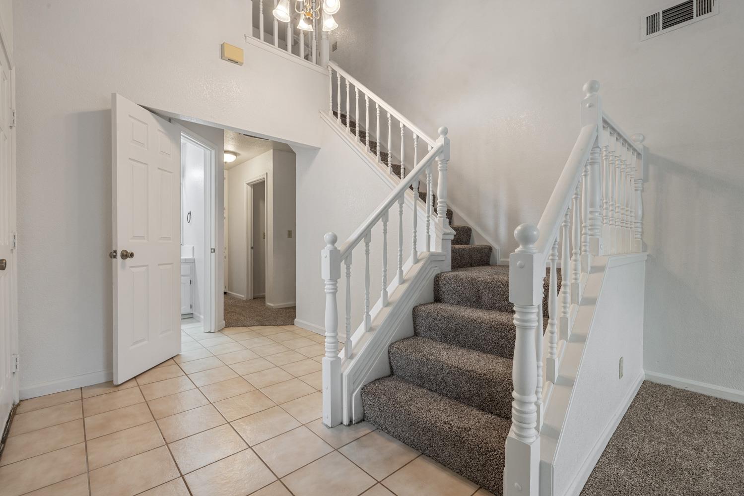 1940 N Berkeley Avenue