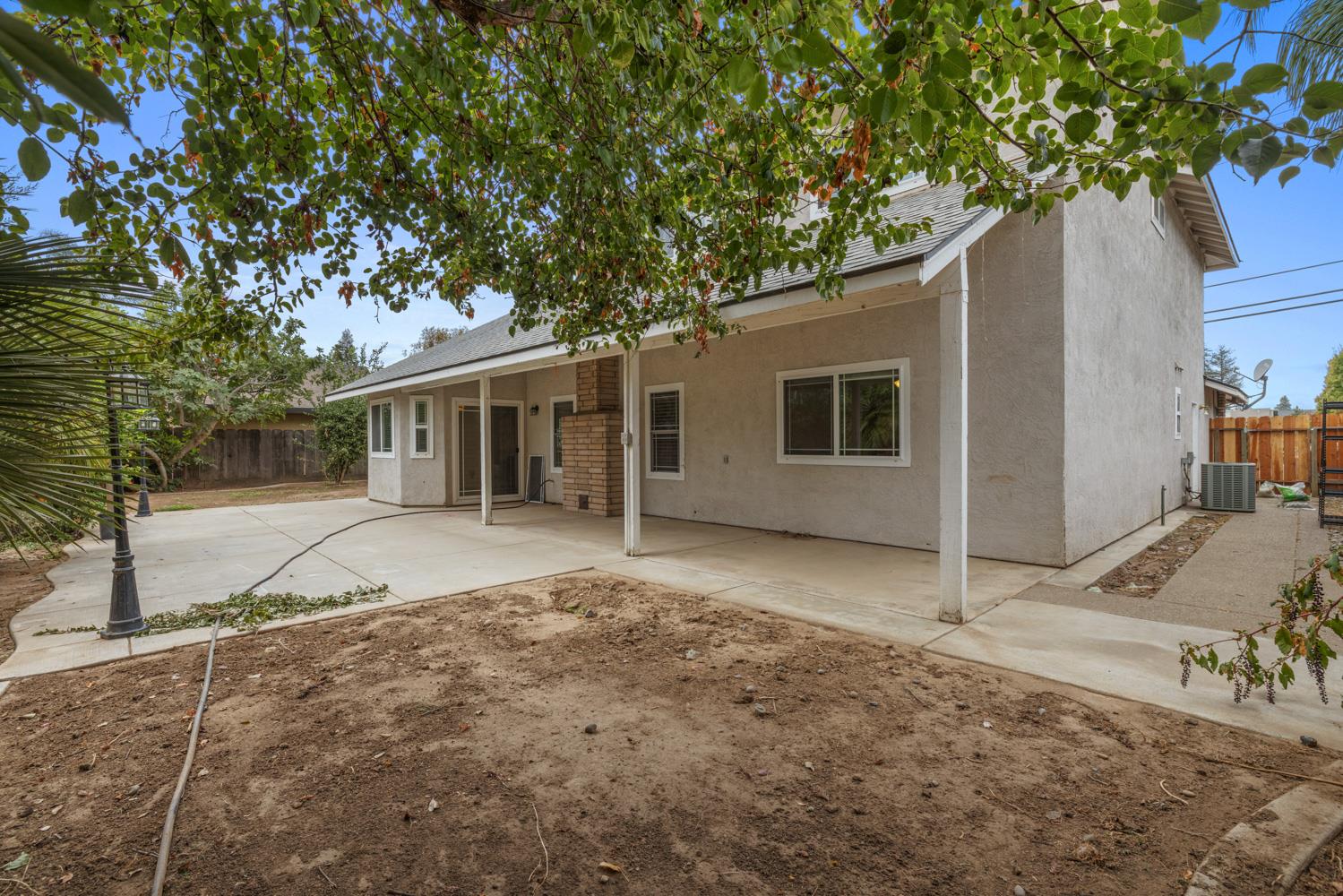 1940 N Berkeley Avenue