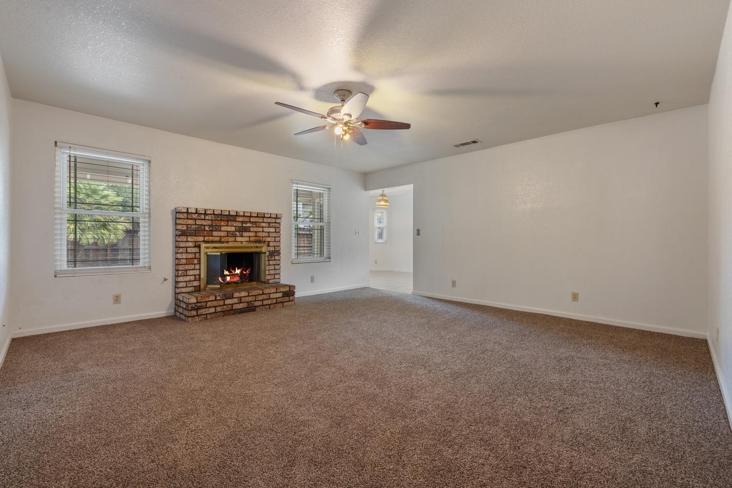 1940 N Berkeley Avenue