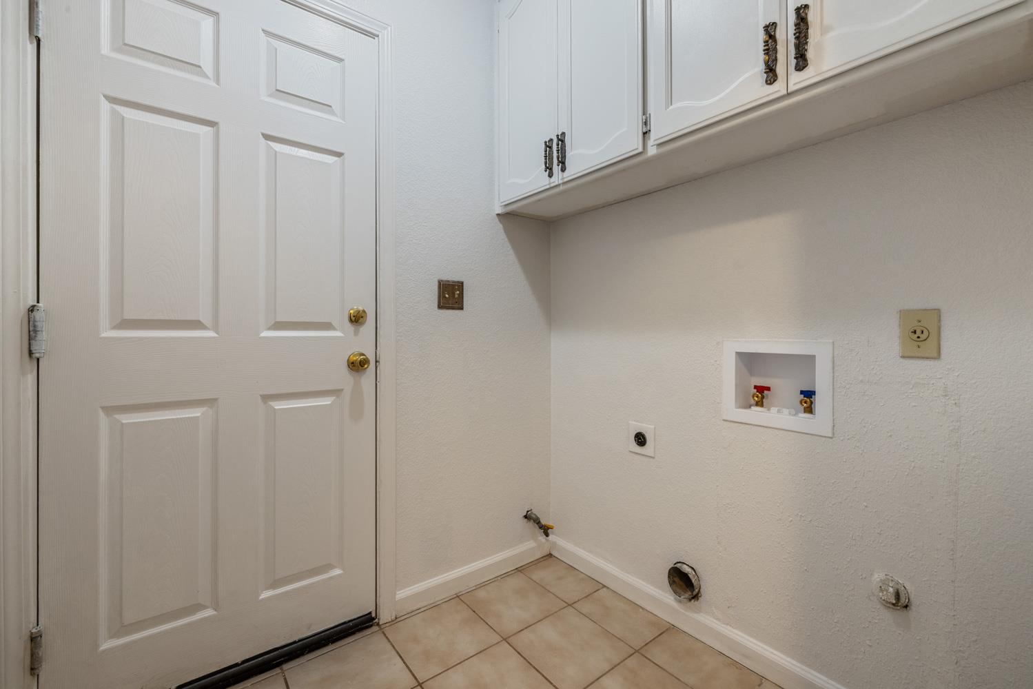 1940 N Berkeley Avenue