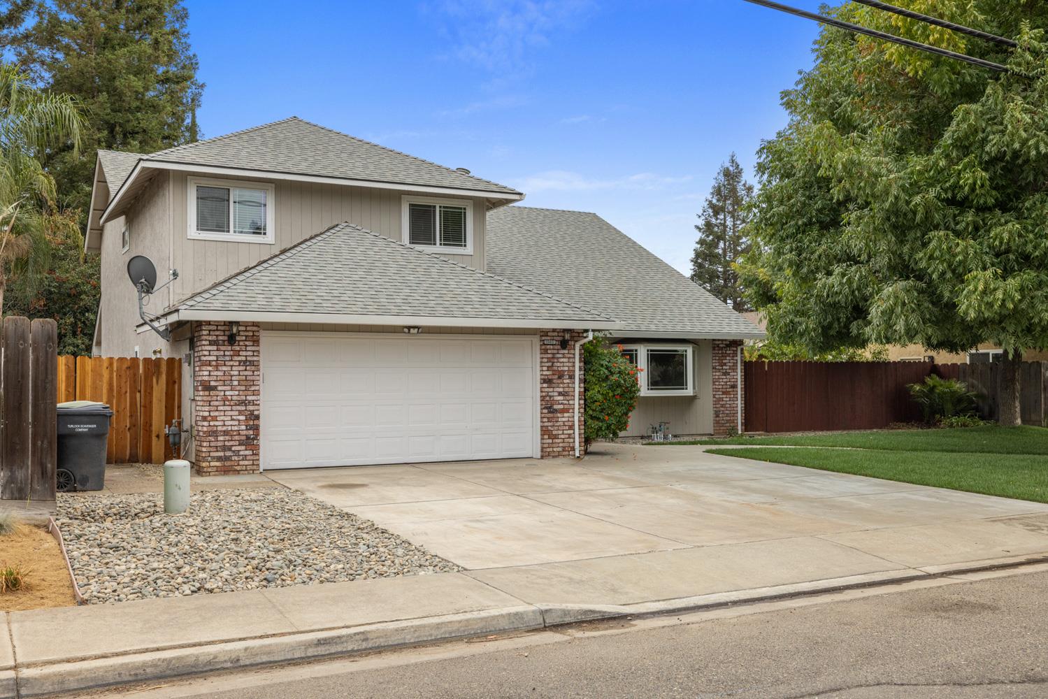 1940 N Berkeley Avenue