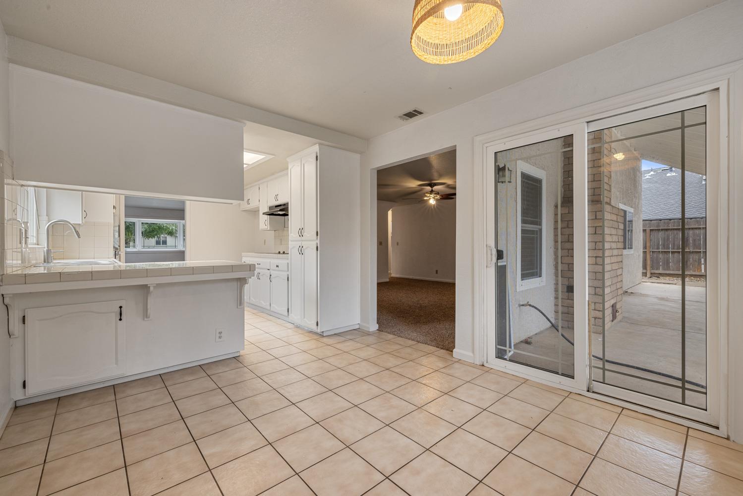 1940 N Berkeley Avenue