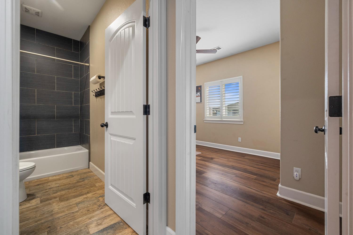 4043 Wood Creek Court