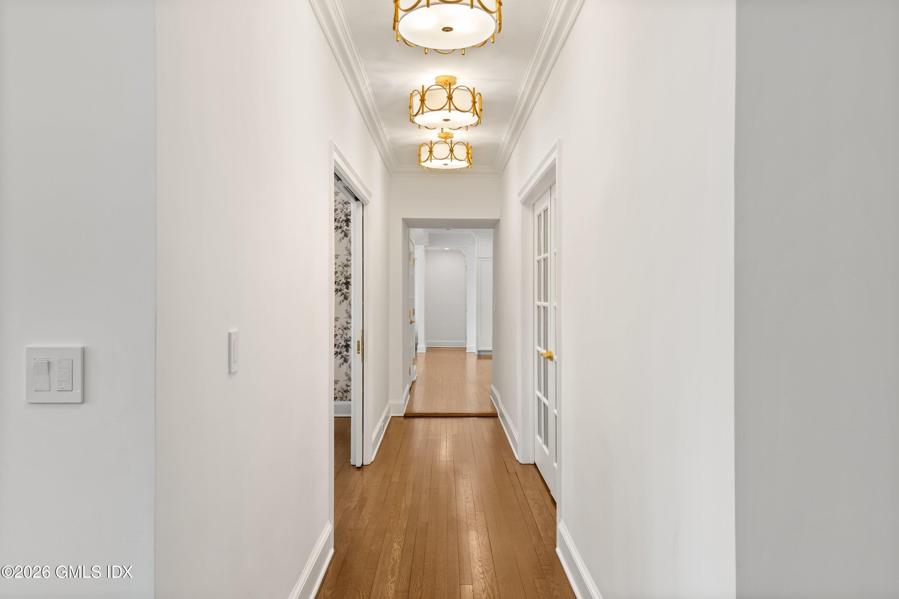 530 Round Hill Road