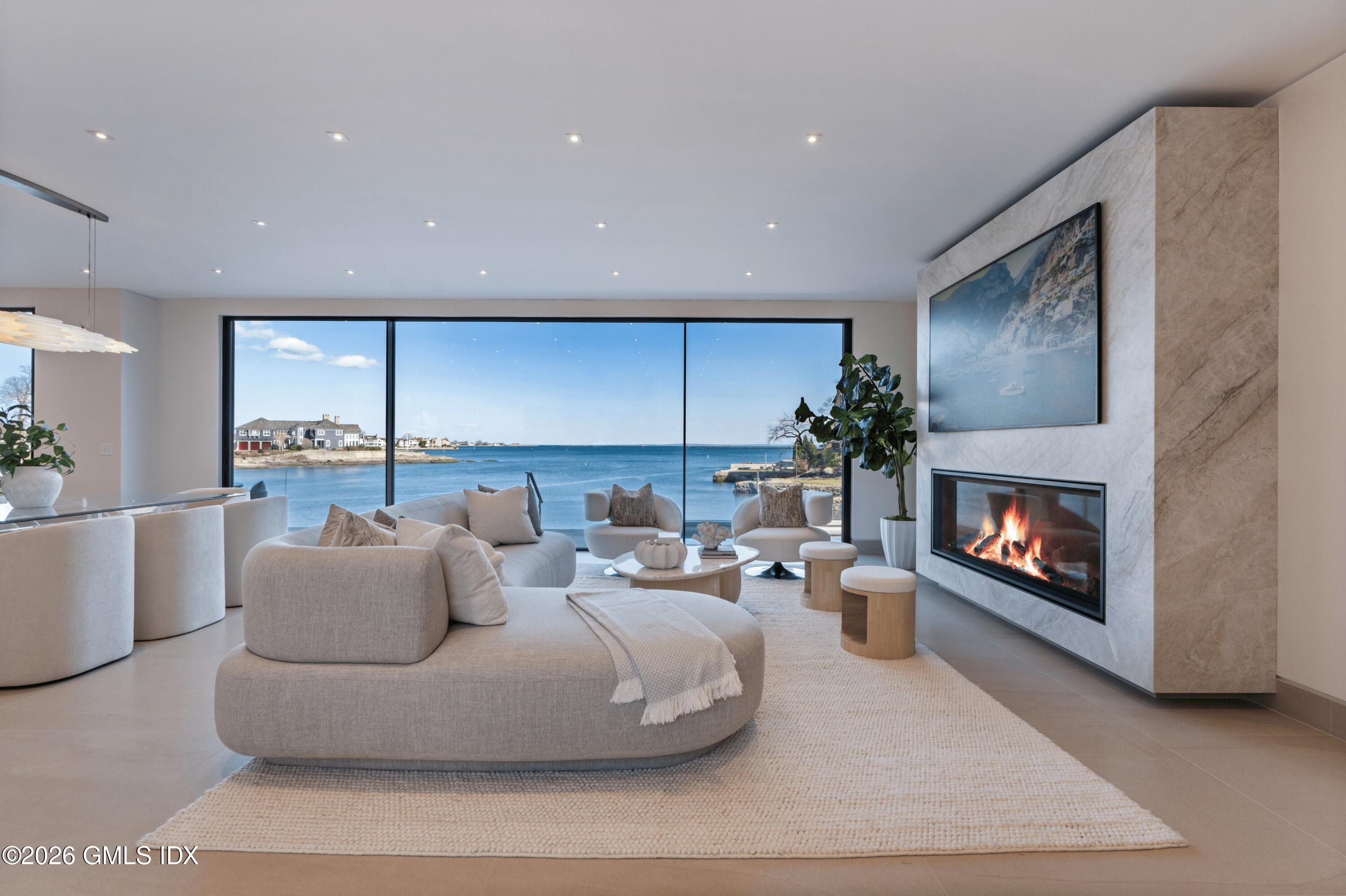 58 Shore Road