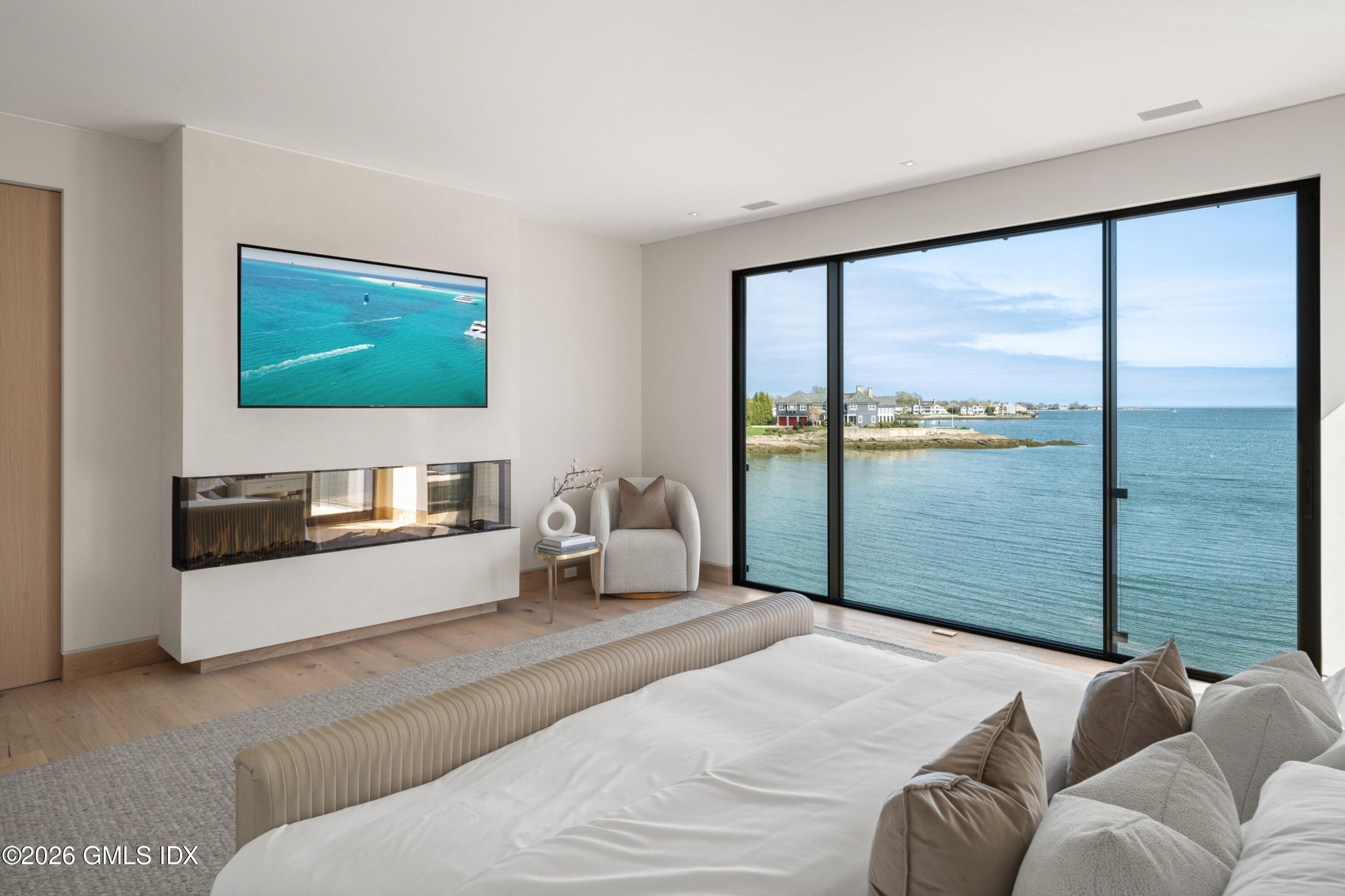 58 Shore Road