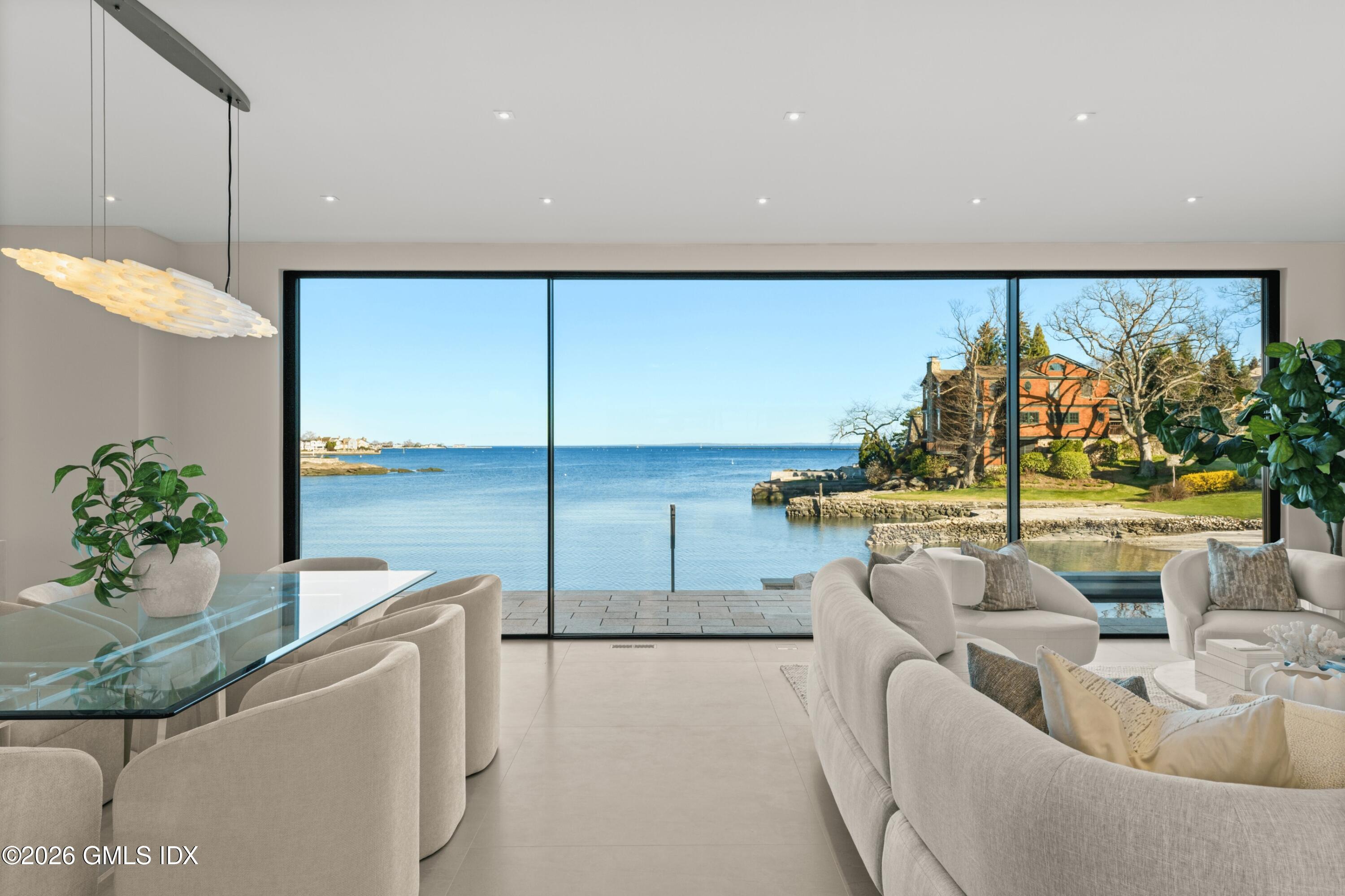 58 Shore Road