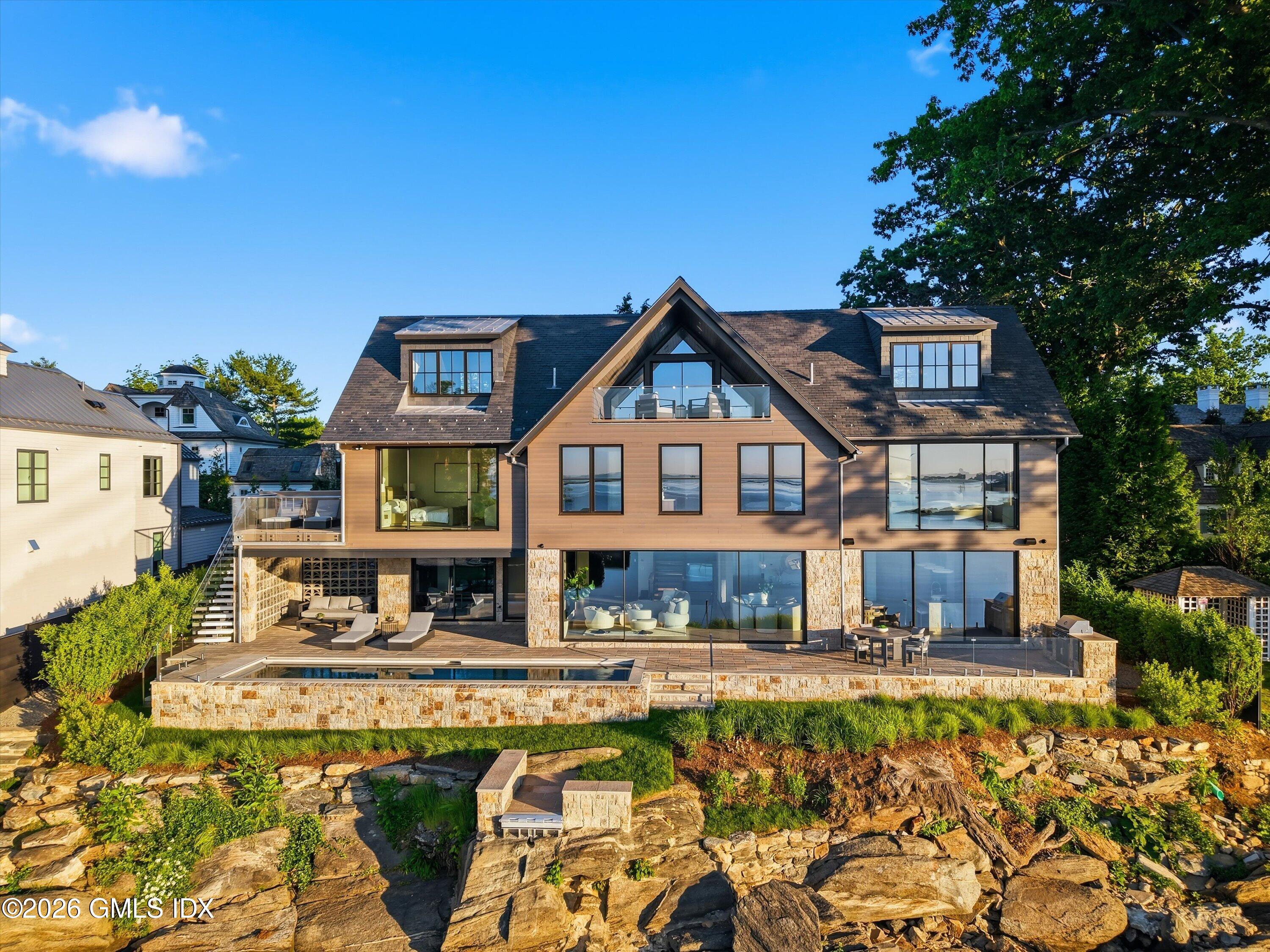 58 Shore Road