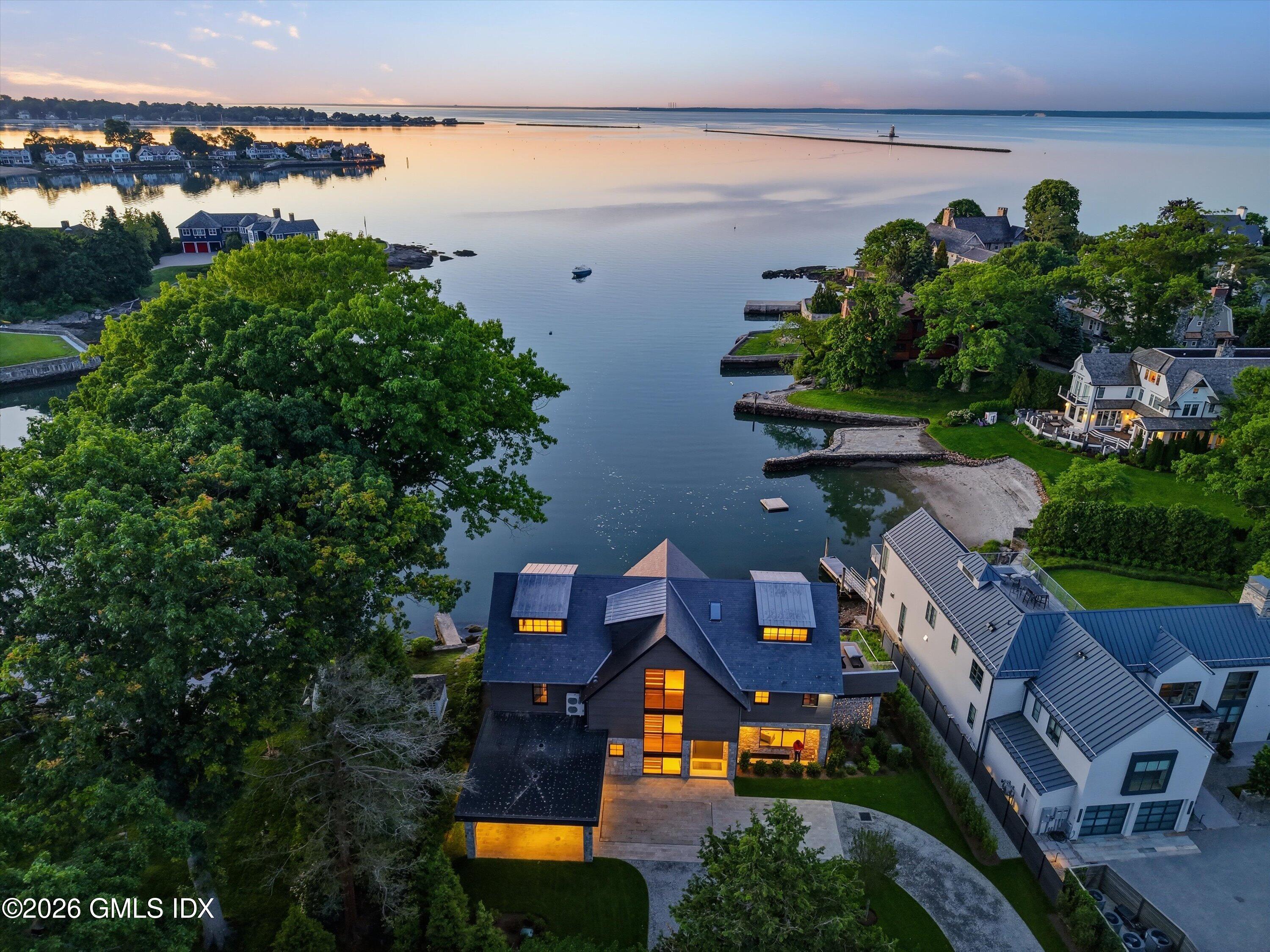 58 Shore Road