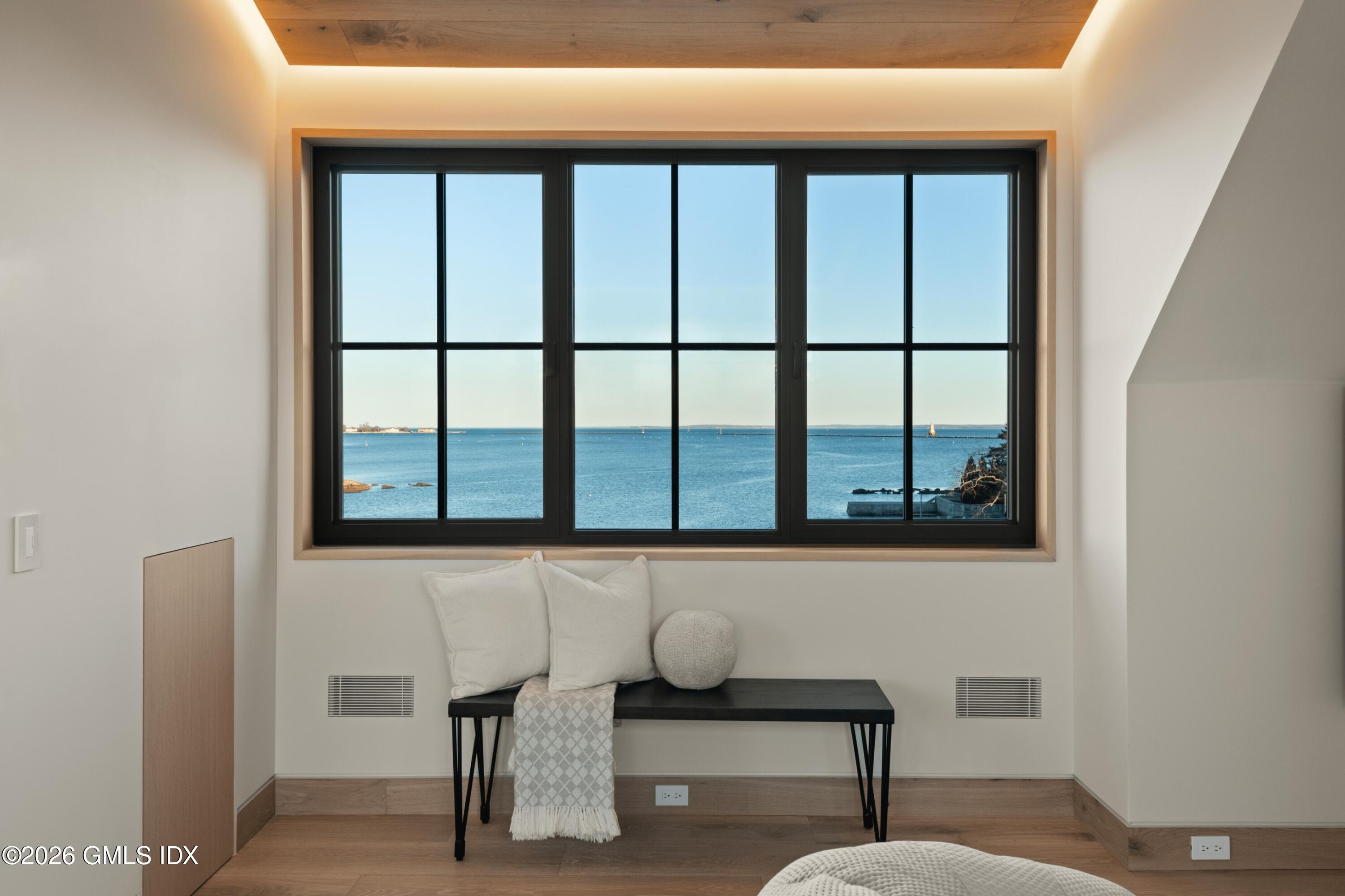 58 Shore Road