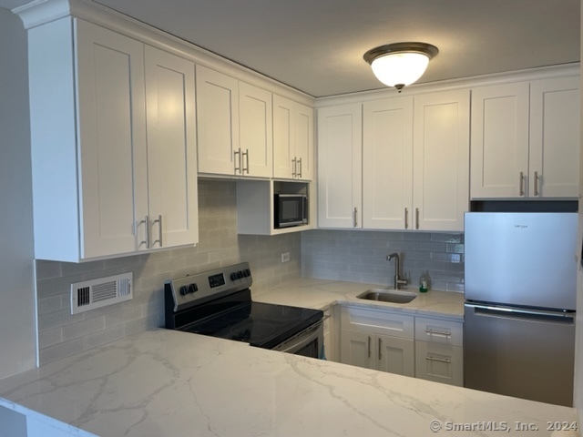 87 Glenbrook Road APT 9G