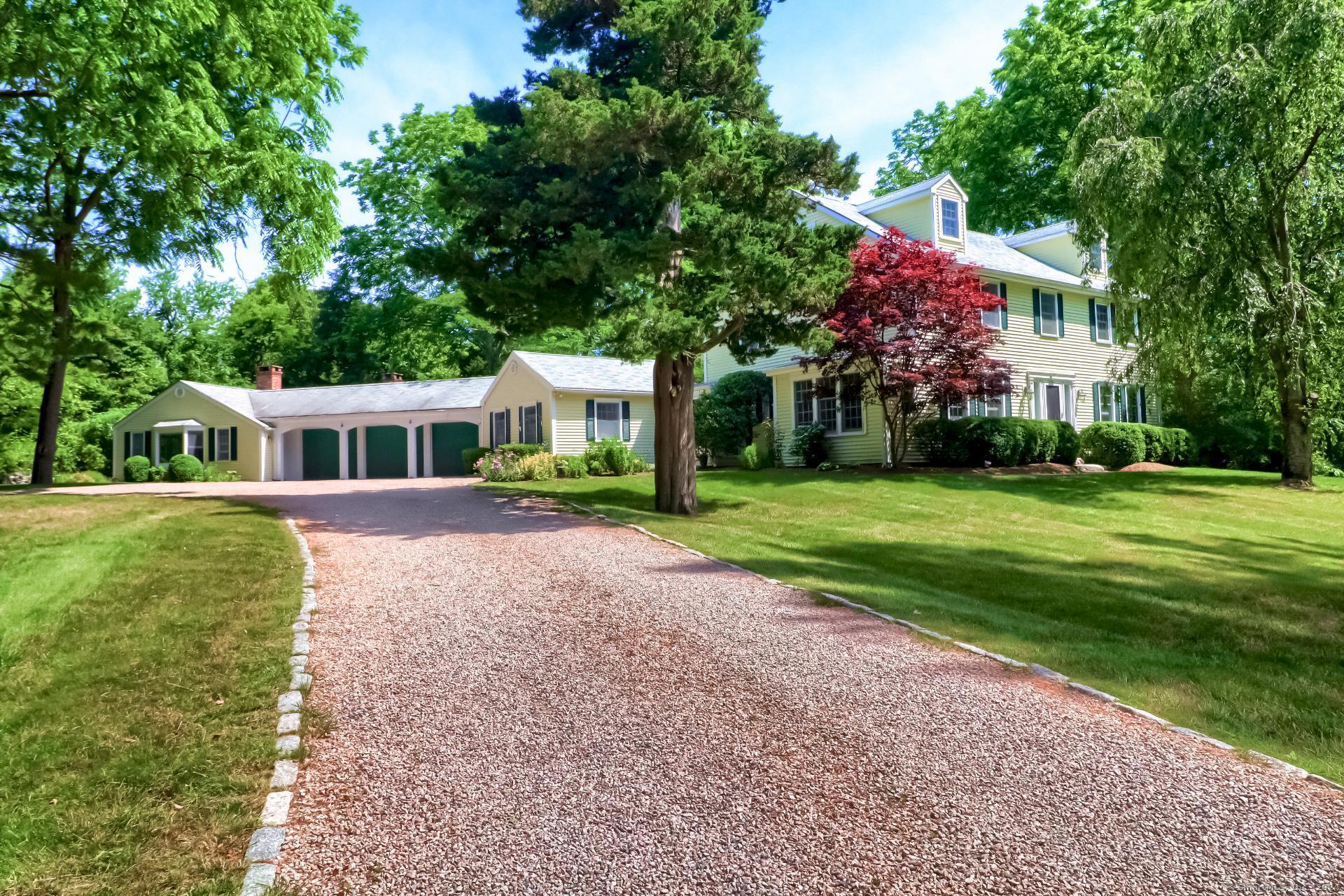 12 School House Road