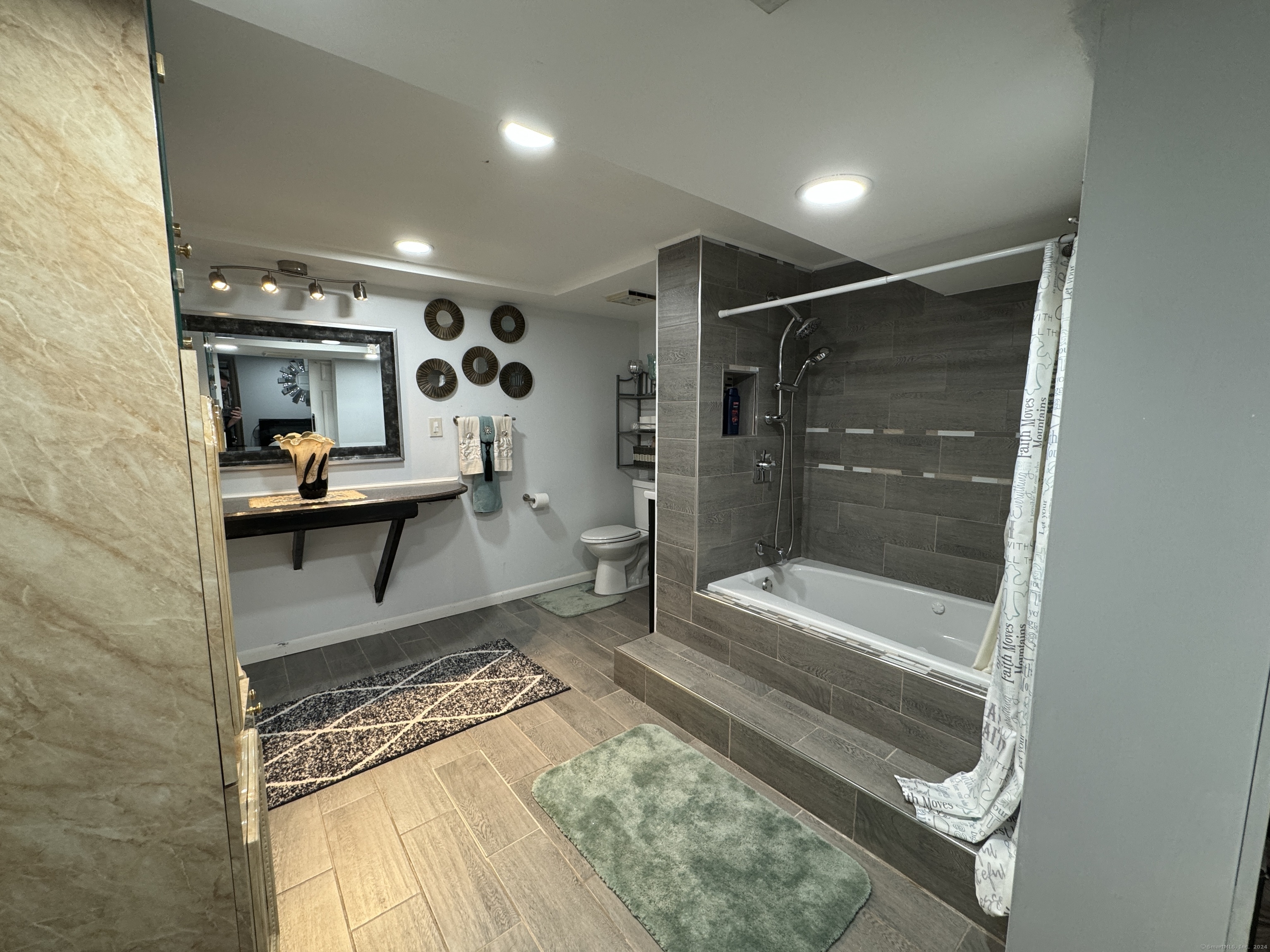 80 Overlook Avenue