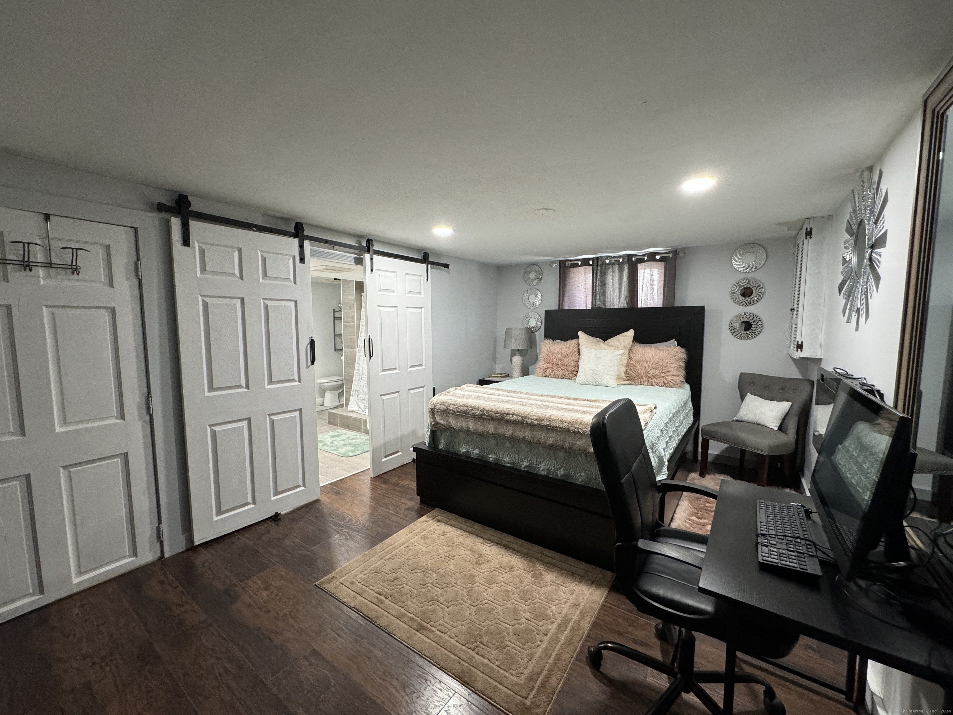 80 Overlook Avenue