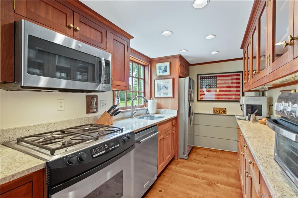 451 Simsbury Road
