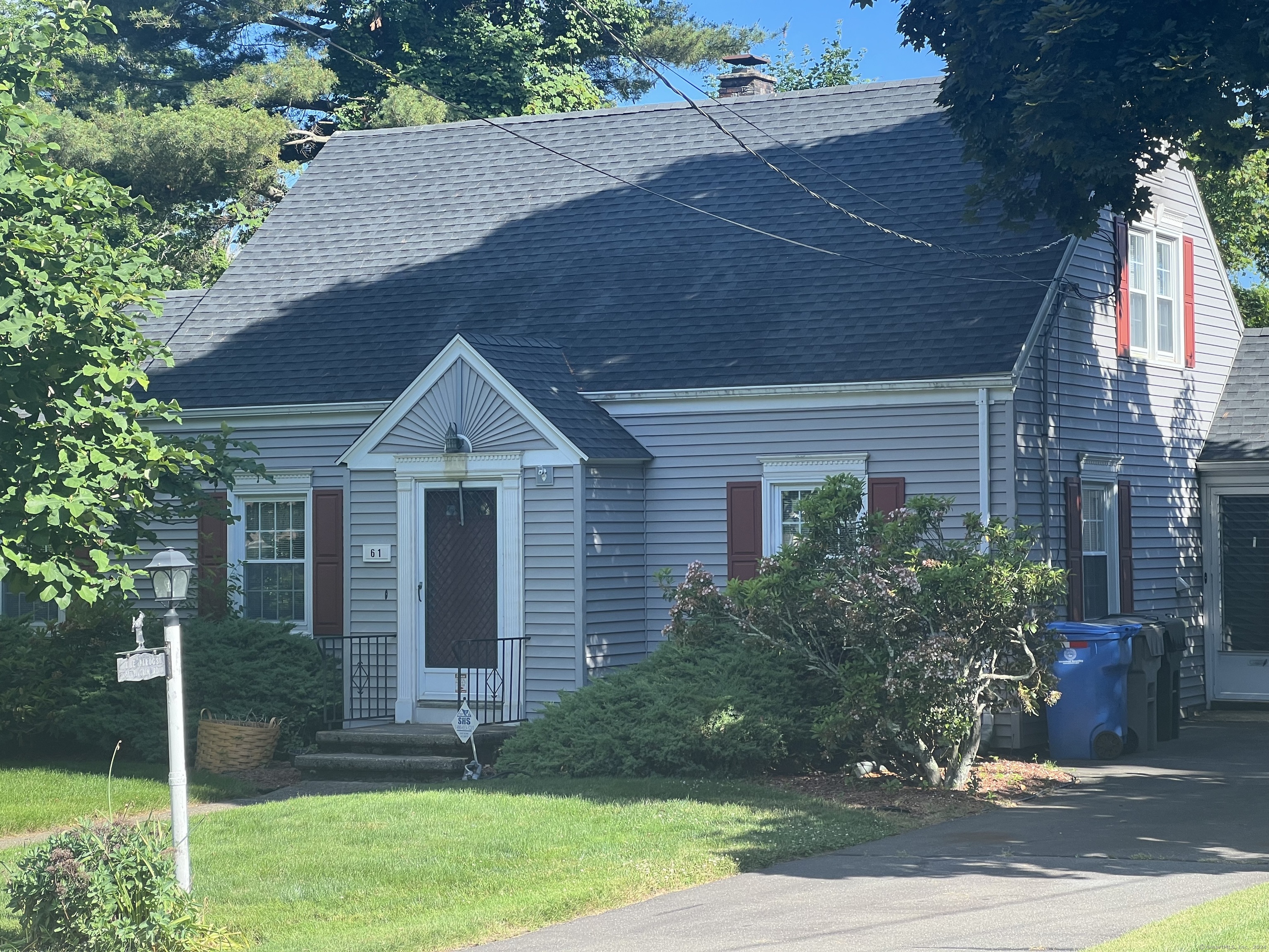 61 Pilgrim Road