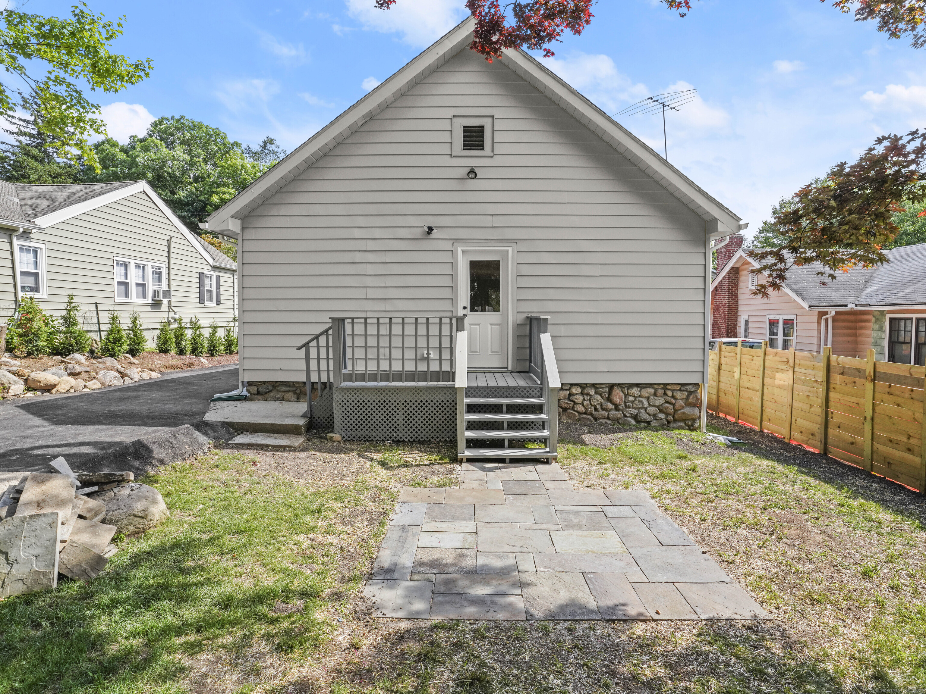 22 Willard Terrace