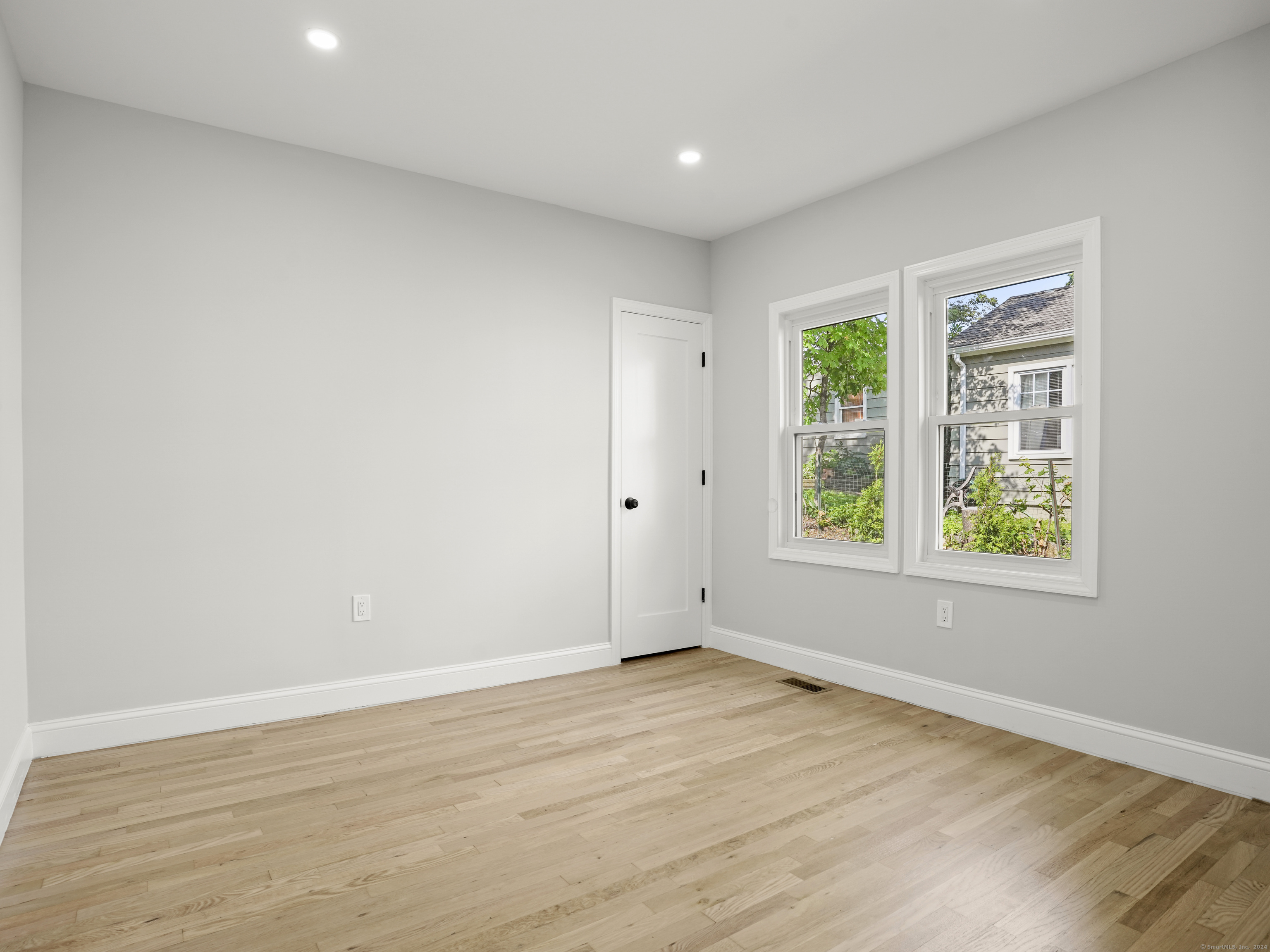 22 Willard Terrace