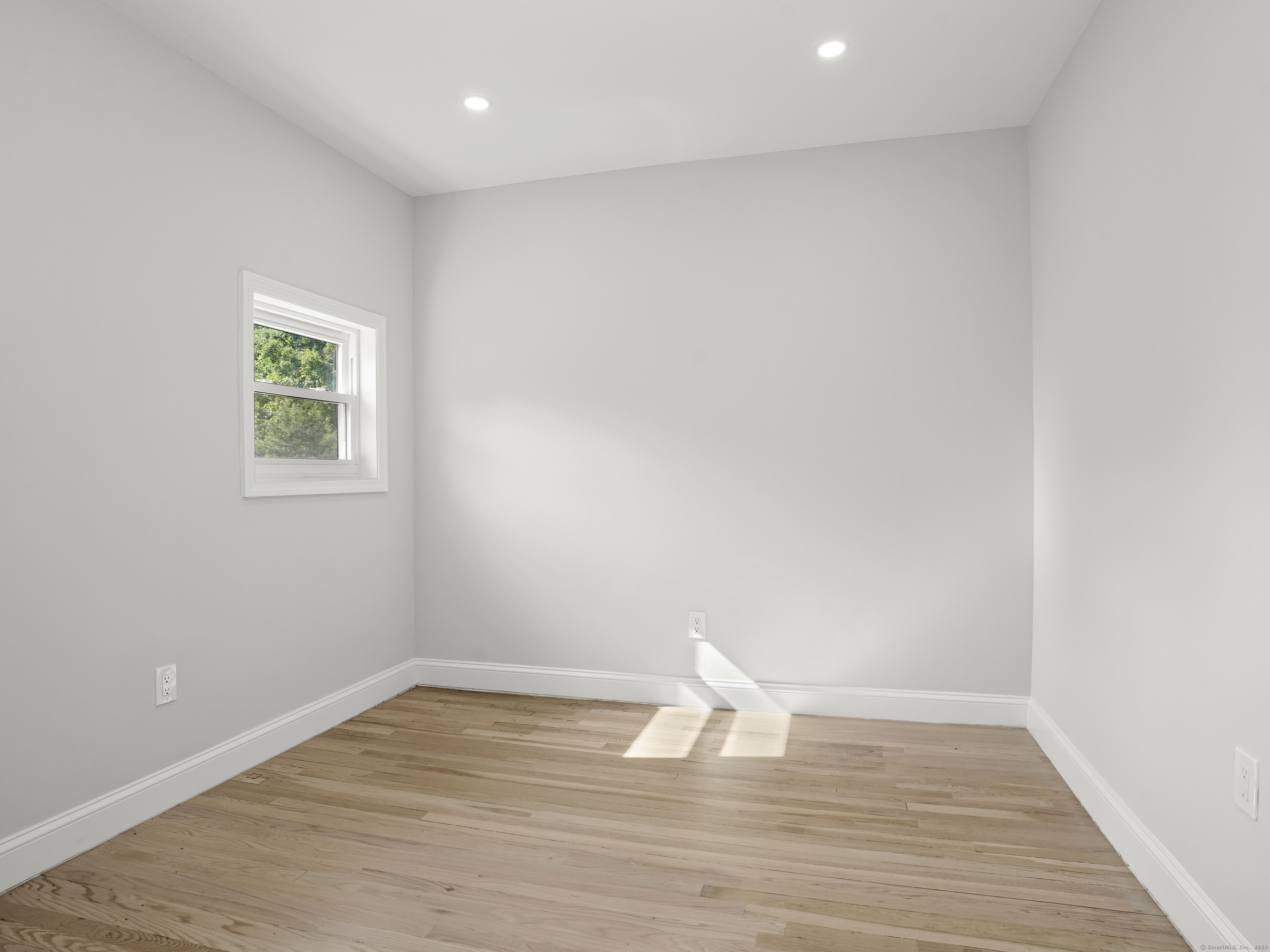 22 Willard Terrace